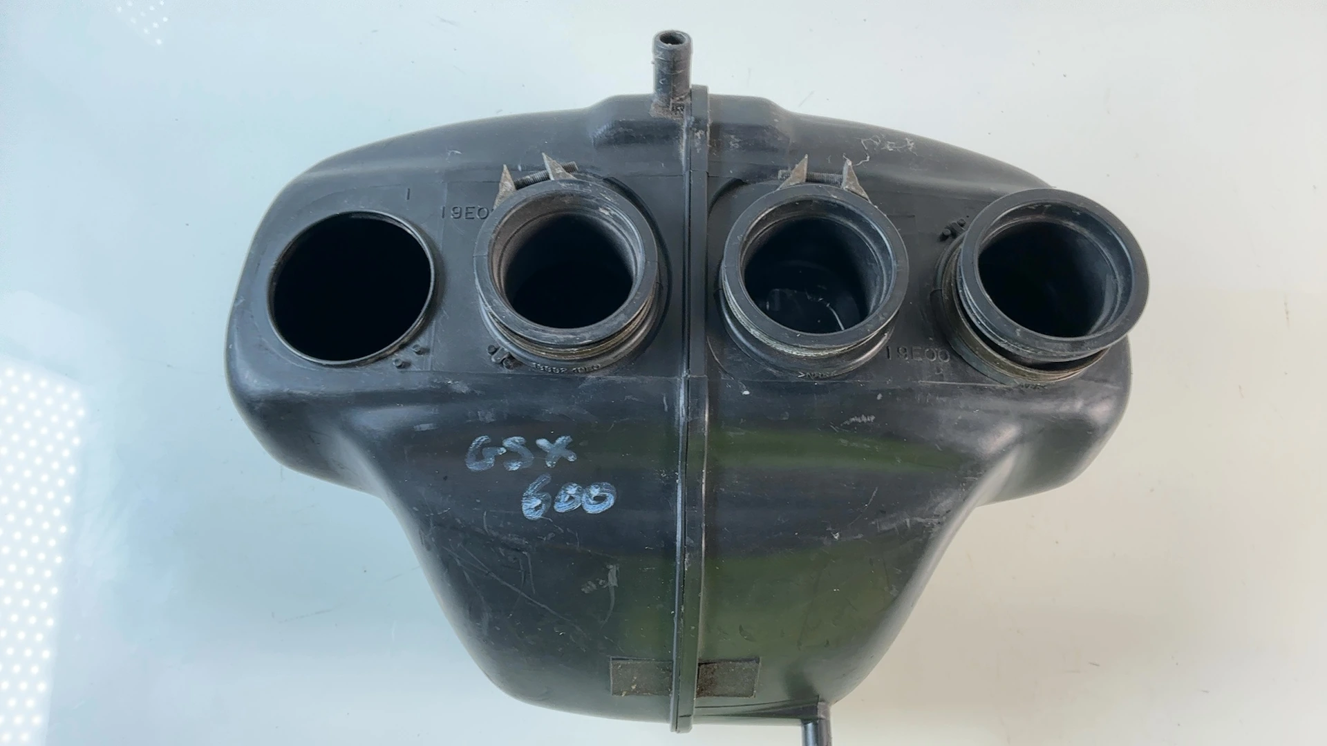 Suzuki Katana 600 GSX600F 600cc Air Filter Box 1988-1997 OEM 13700-20C00 - Image 3
