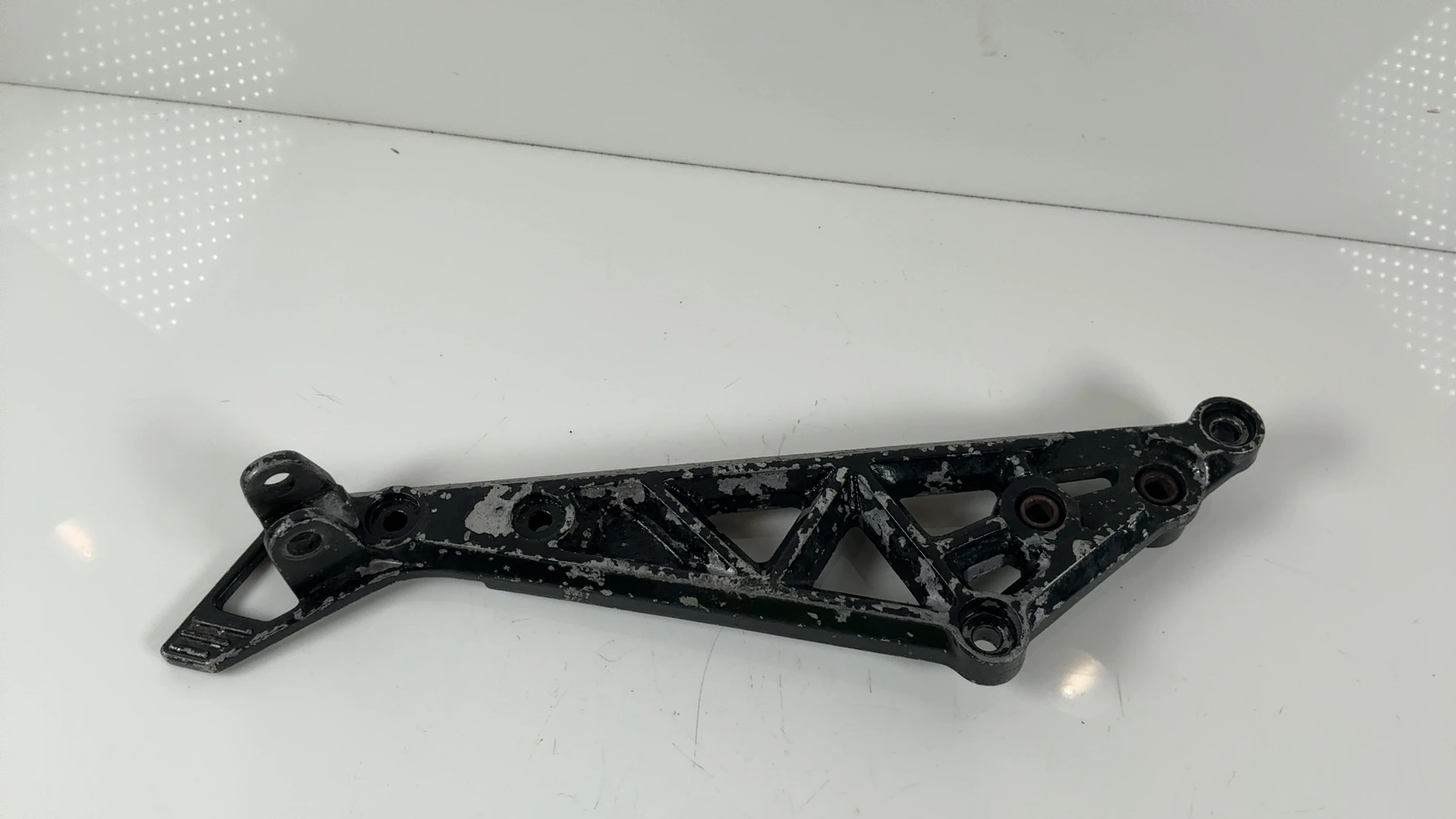 Kawasaki GPz750 ZX750A 750cc Left Footrest Bracket 1983-1985 OEM 35011-1160 - Image 2