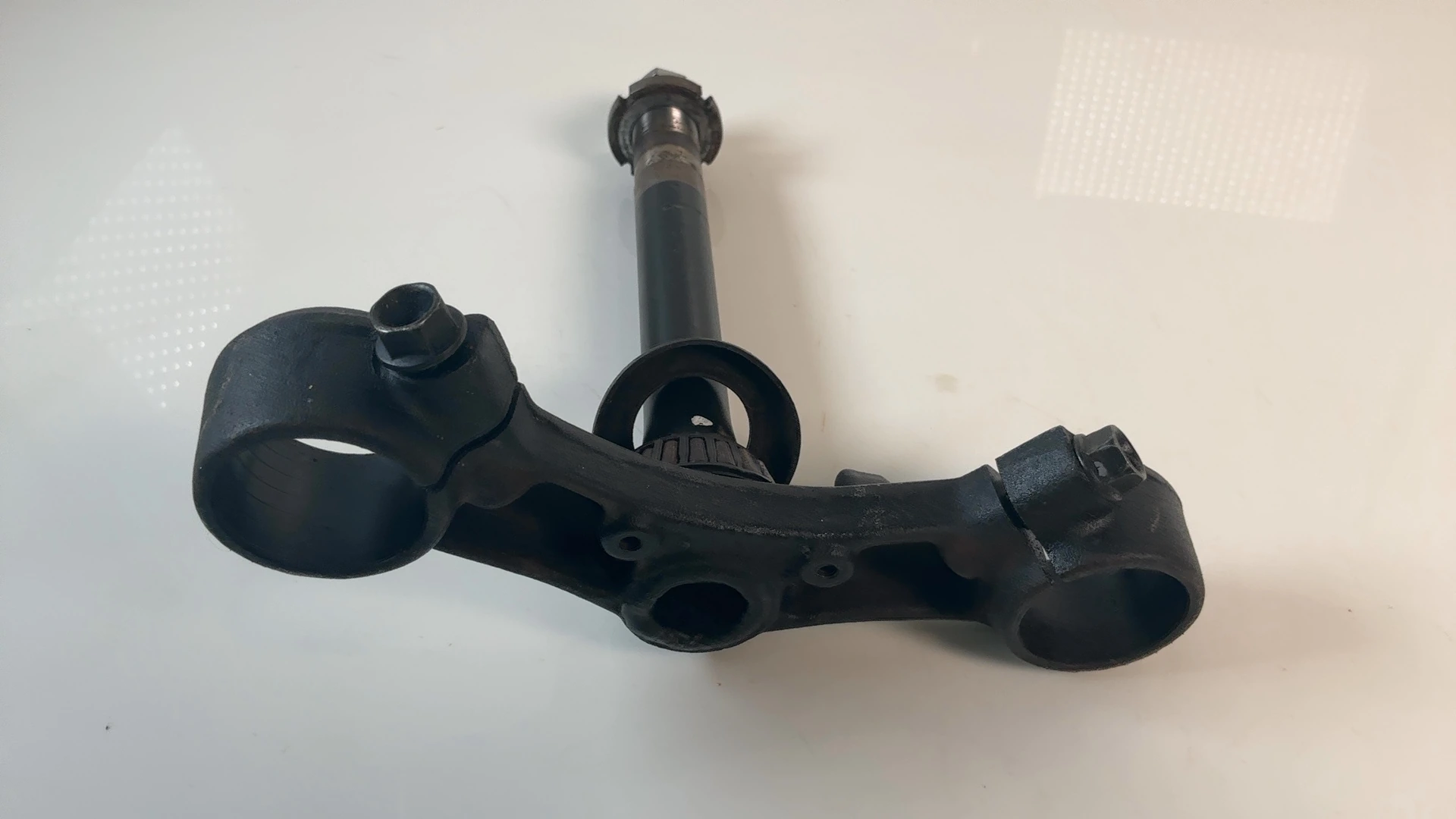Suzuki Katana GSX600F GN72A 600 Lower Fork Bridge Yoke 1988-1997 OEM 51410-19C02 - Image 3
