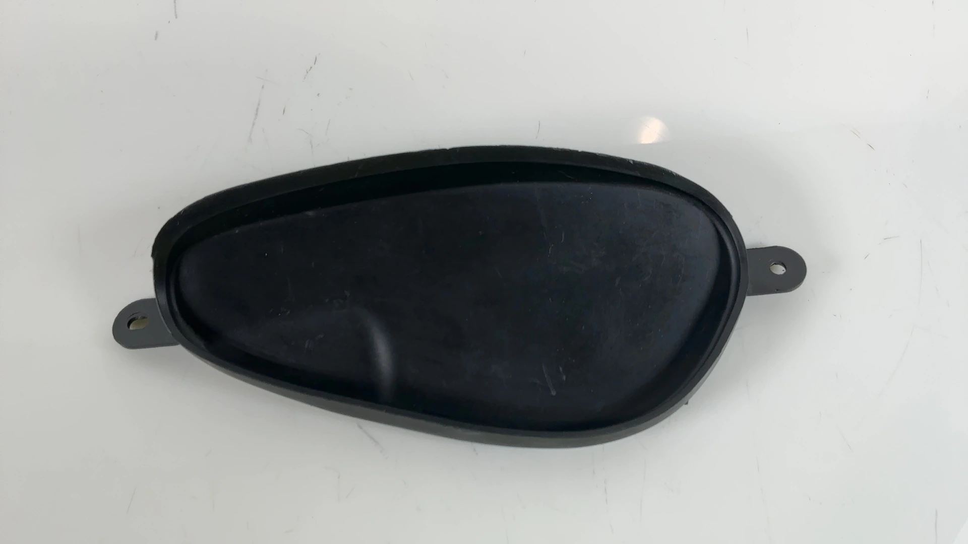 Suzuki Hayabusa GSX1300R 1300 Right Inner Tail Cap 1999-2007 OEM 47511-24F10