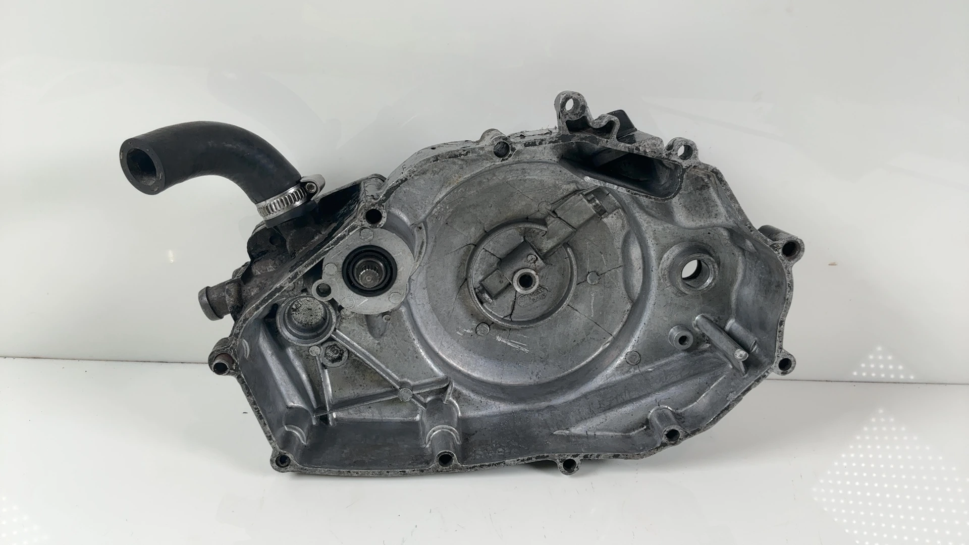 Honda MTX125 R JD05 125cc Right Clutch Cover 1983-1993 OEM 11331-KE1-601 - Image 2
