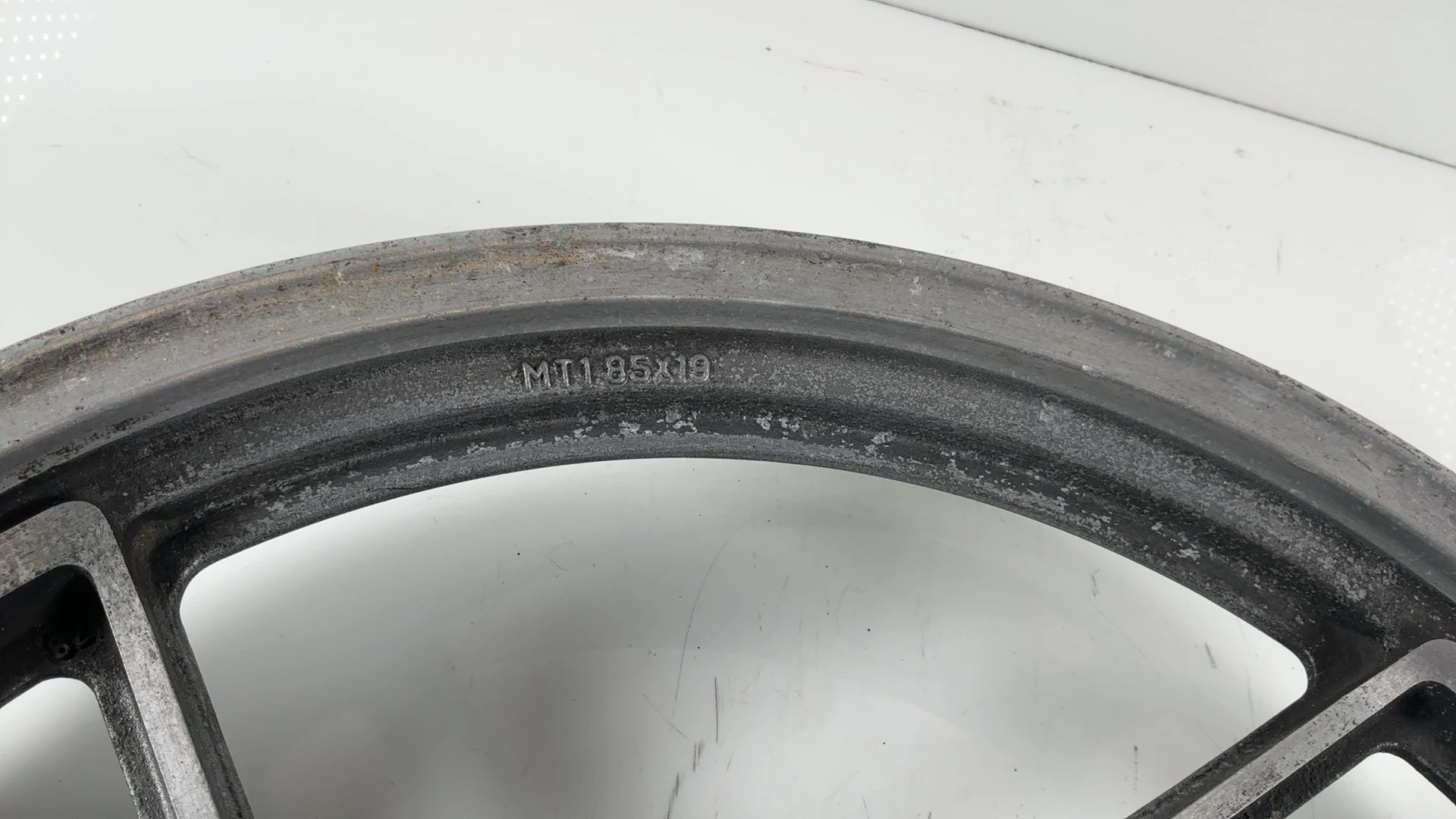 Yamaha Seca Turbo XJ650 650cc Front Wheel Rim 1982 1983 OEM 16G-25168-20 - Image 7