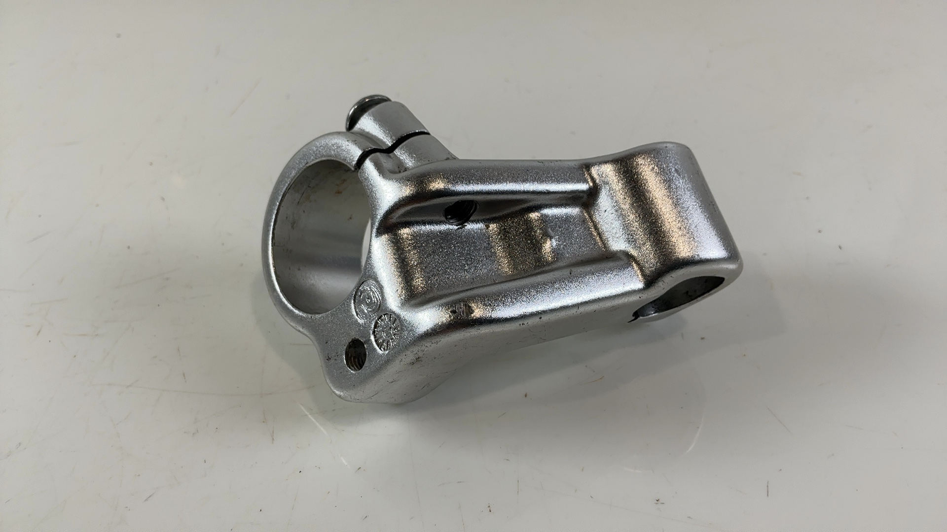 Gilera DNA 50 125 180 Right Hand Clip On Handlebar Clamp 2000-2005 OEM 970001 - Image 1