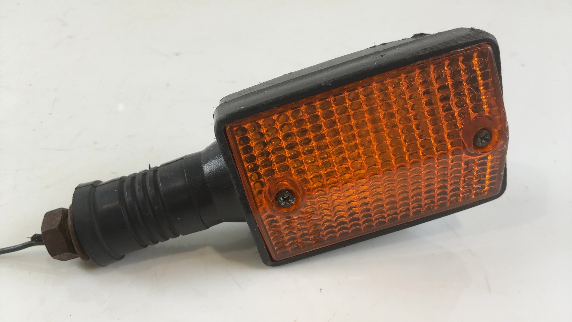 Yamaha DT125R DT125 125cc Rear Turn Signal 1985 1986 1987 OEM 5Y3-83310-21 - Image 6