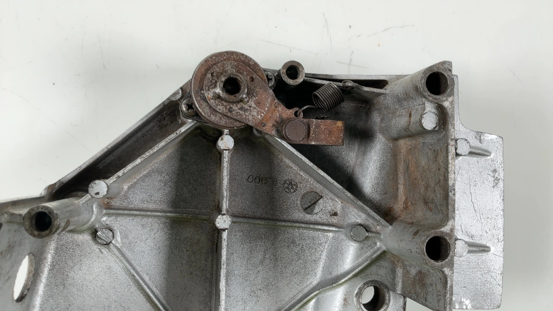 Yamaha XS400 XS400S 400cc Left Engine Sprocket Cover 1977-1982 OEM 1L9-15411-11 - Image 7