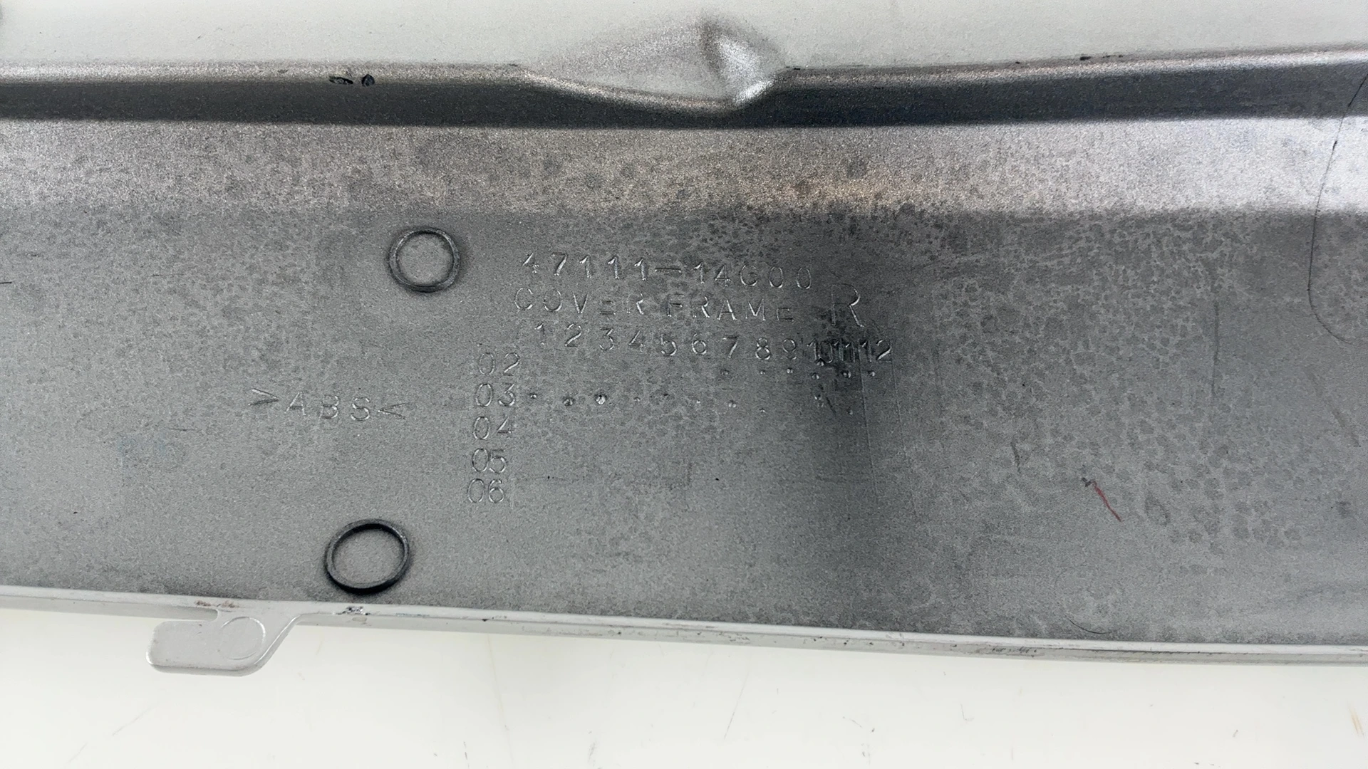 Suzuki Burgman AN400 400cc Rear Right Tail Fairing Cover 2003-06 OEM 47111-14G00 - Image 6