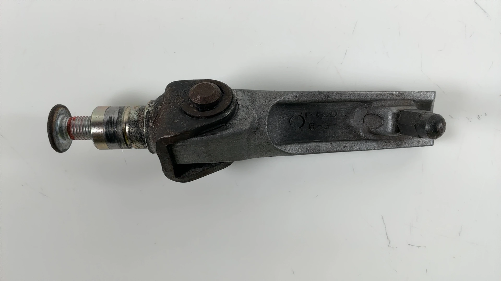 Kawasaki Ninja ZX600F 600cc Front Right Footrest Peg 1995-1997 OEM 34028-1335 - Image 1