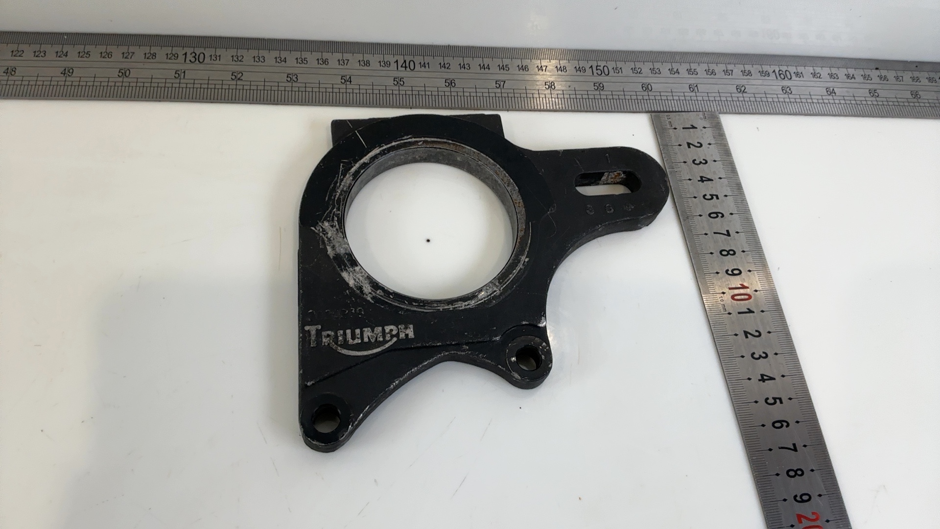 Triumph Daytona Speed Triple 955i Rear Brake Caliper Bracket 1997-06 OEM 2020239 - Image 3