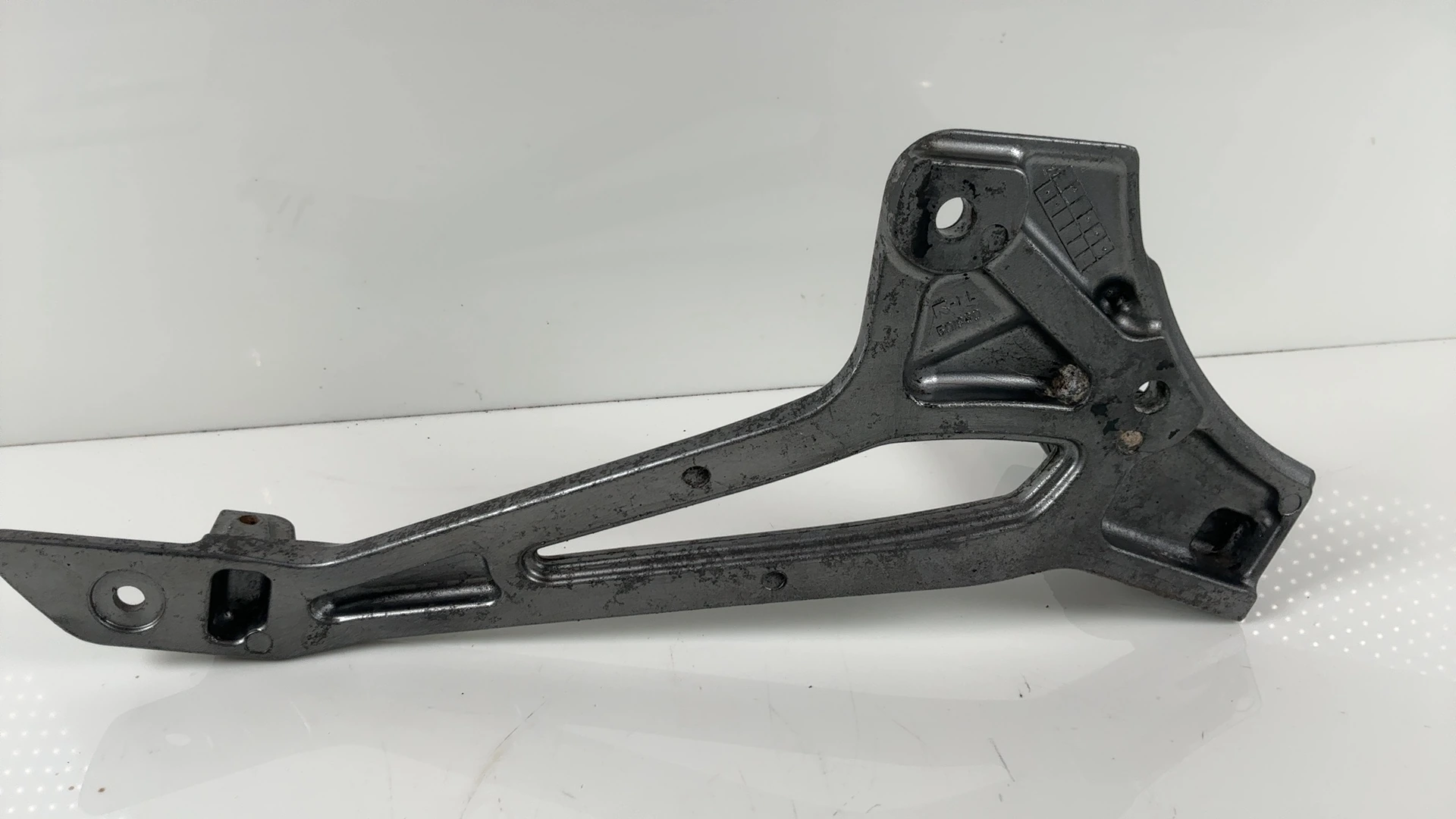 Kawasaki ER500 ER-5 500cc Left Rear Footrest Bracket 1998-2003 OEM 35011-1919-GD - Image 5