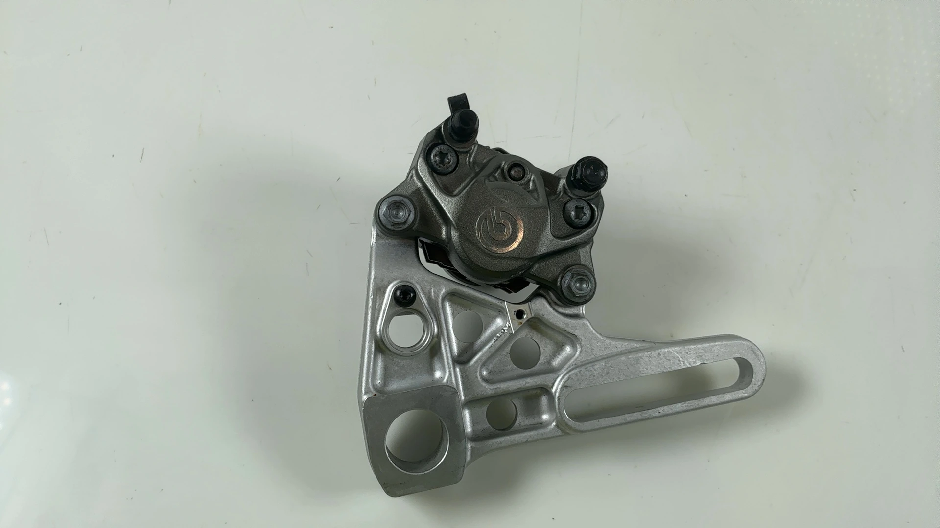 Aprilia Tuono V4 1100 Factory 1100 Rear Brake Caliper 2021-2026 OEM 2B006757 - Image 2