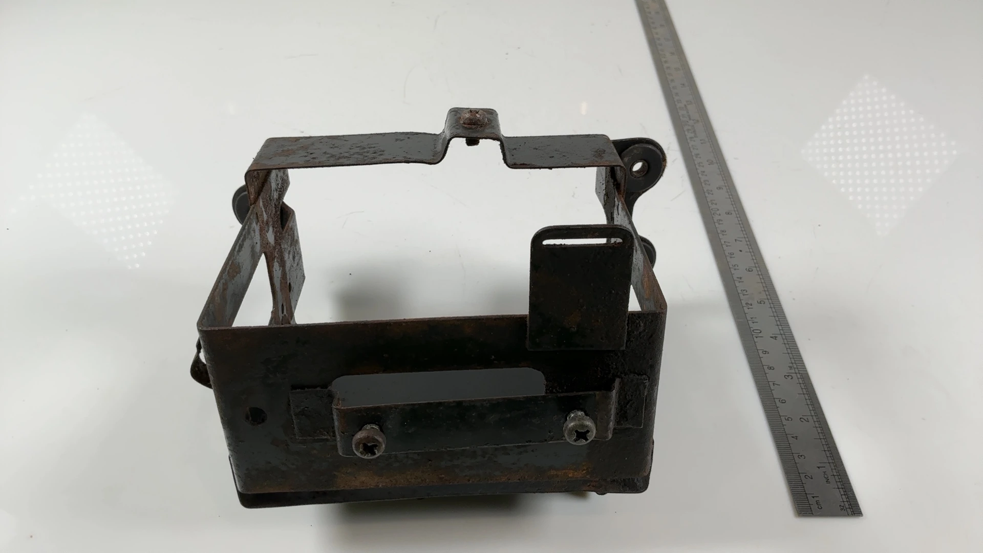 Suzuki GS850 GS850G 850cc Battery Box Holder Tray 1979-1983 OEM 41540-45110 - Image 3