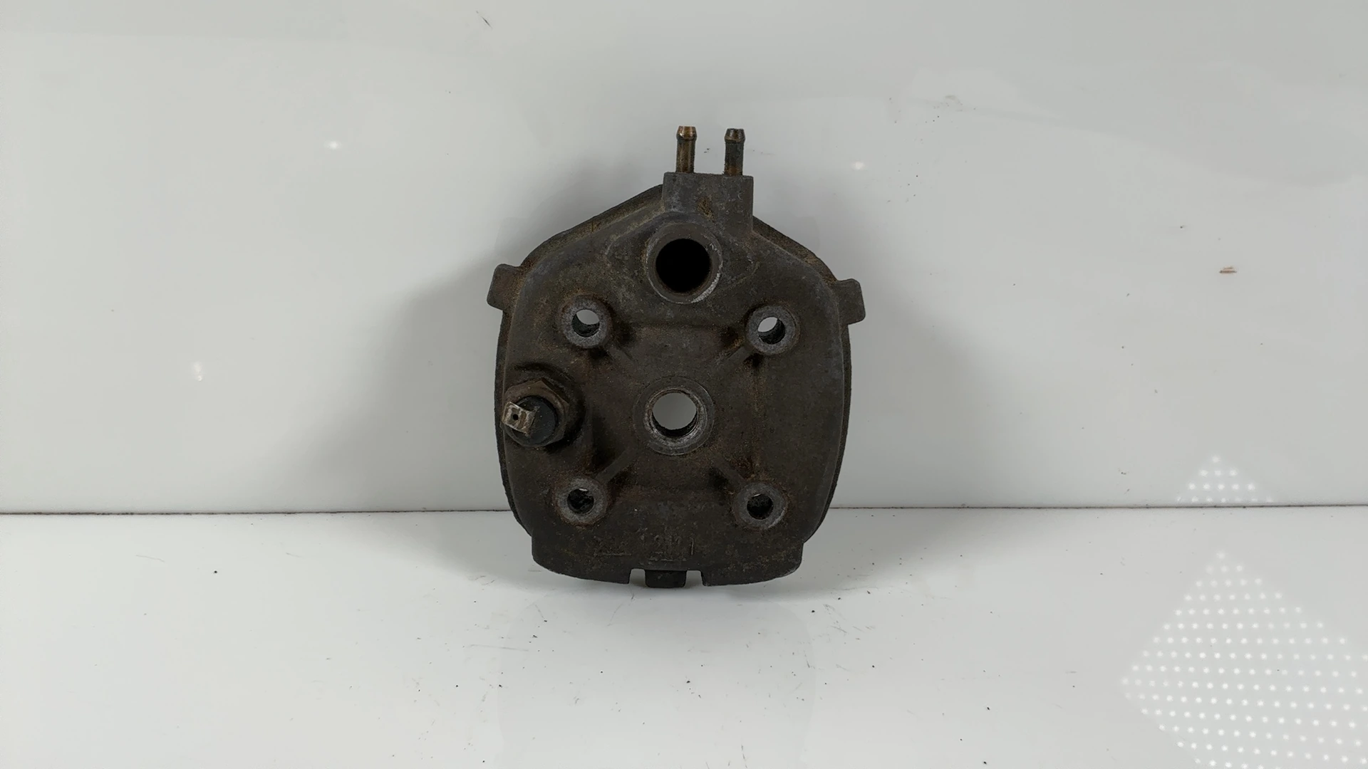 Malaguti Phantom F12 50 Cylinder Head 1994-2006 OEM 20970-18N - Image 1