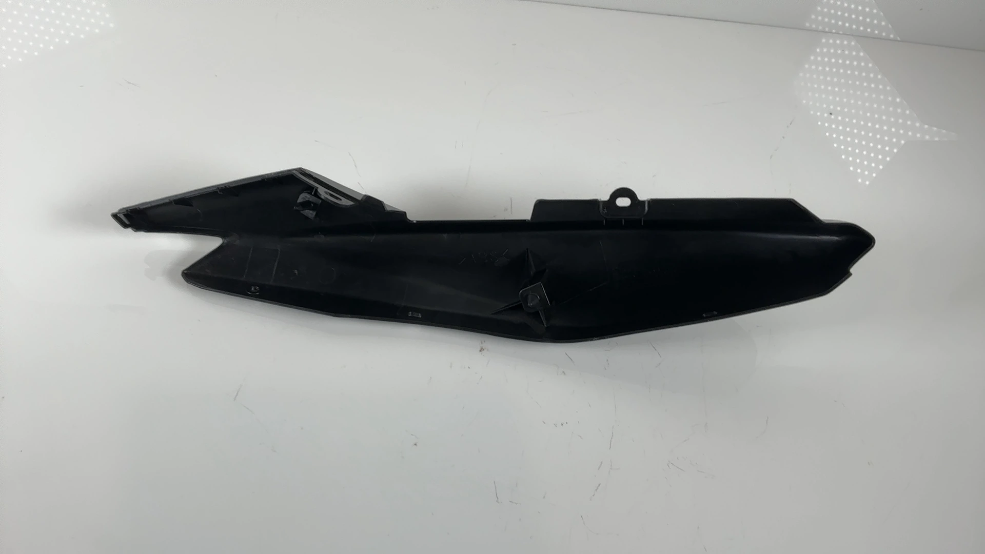 Yamaha YBR 125 51D 125cc Tail Left Fairing 2010-2013 OEM 18C-F471K-00-P3 - Image 4
