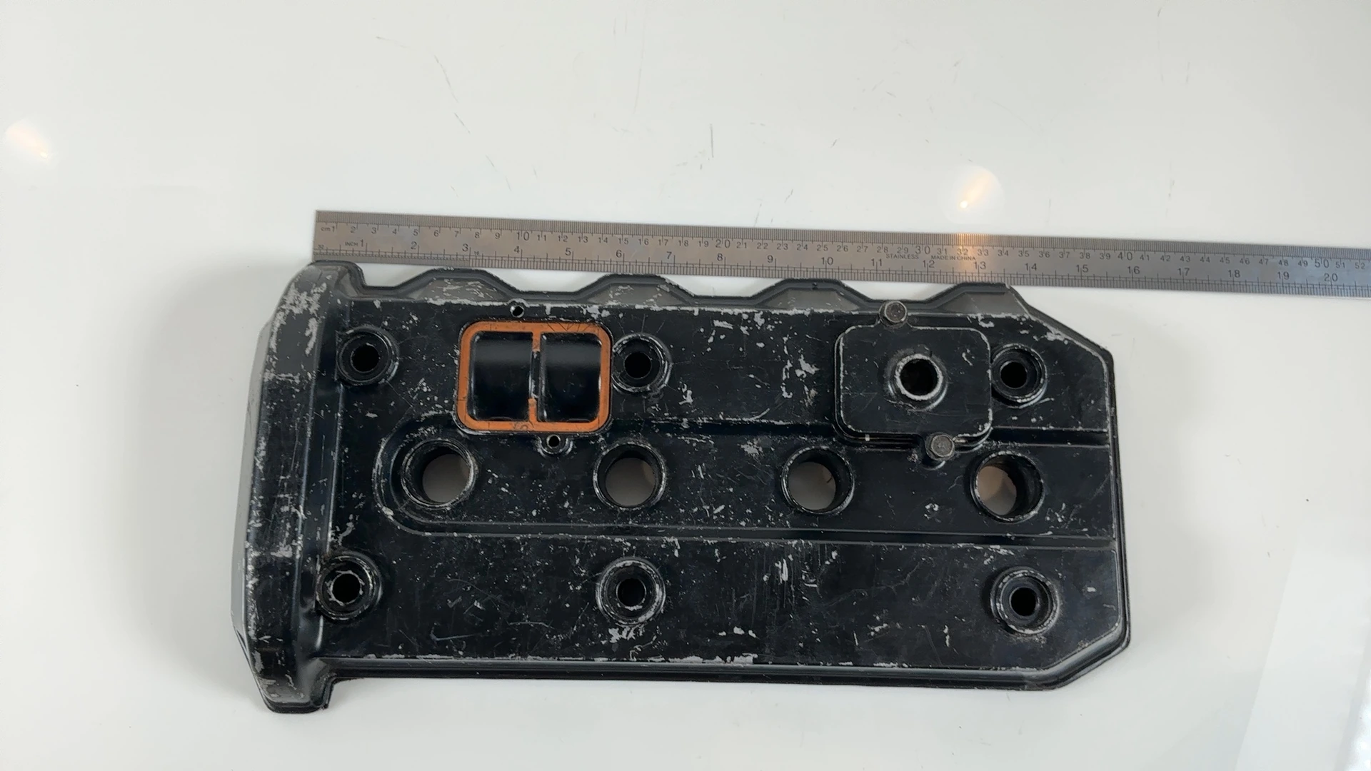 Kawasaki ZZR 1100 ZX1100-C1 1100CC Valve Cover 1990-1992 OEM 14024-1594 - Image 1