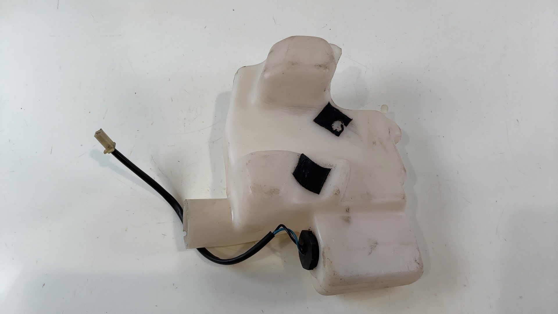 Suzuki Katana AY50W 50cc 2-Stroke Engine Oil Tank Reservoir 1997-06 44611-35E00 - Image 6