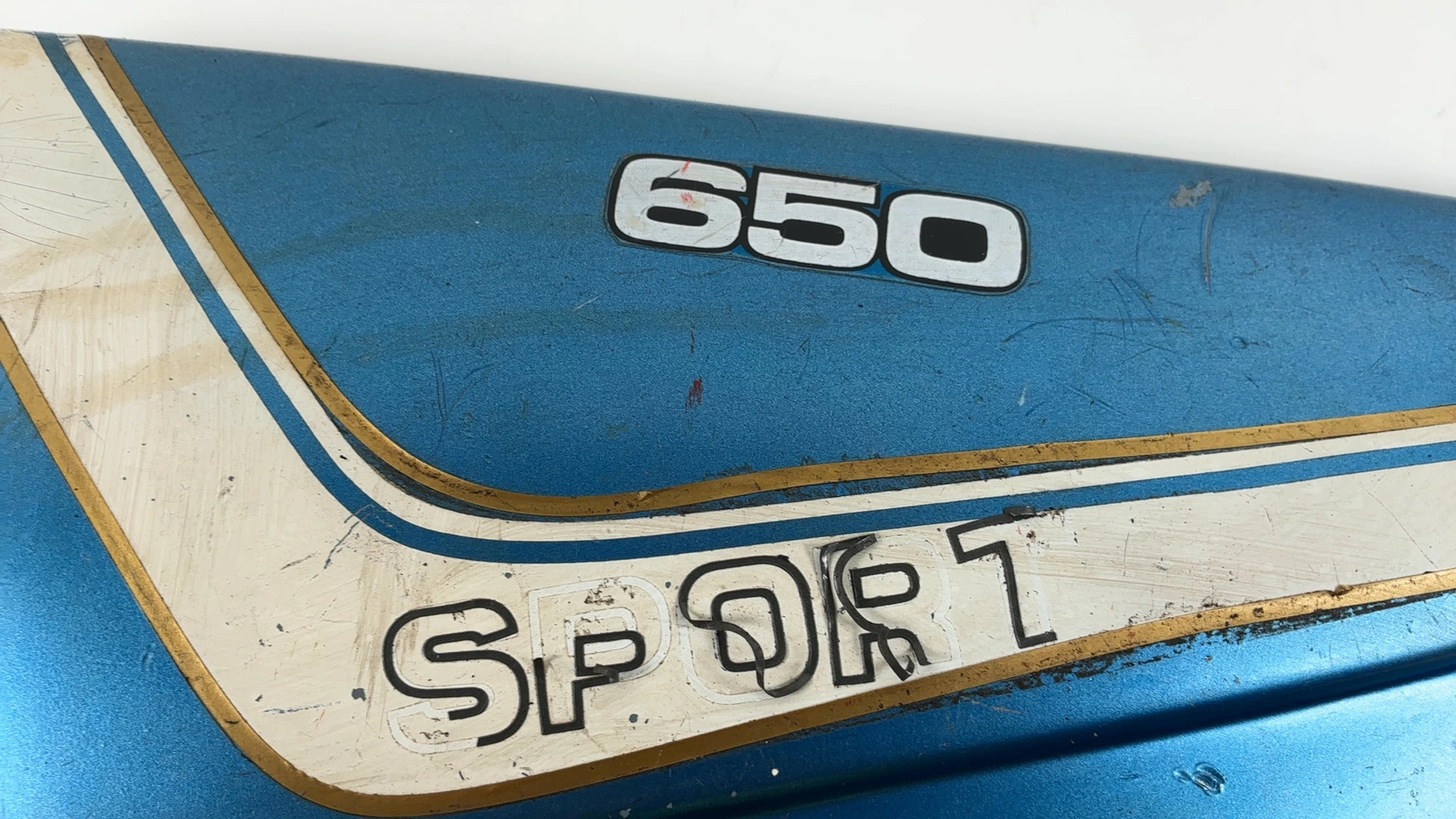 Yamaha XJ650 Seca 4K0 650cc Left Side Cover 1980 1981 1982 OEM 4K0-21711-00-20 - Image 3