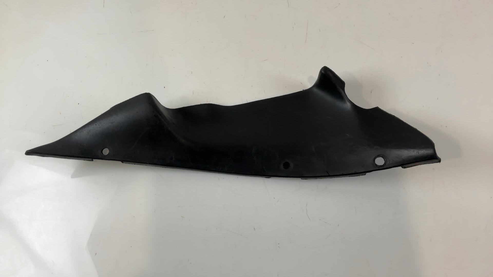 TRIUMPH SPRINT ST 955i 955CC LEFT INFILL PANEL FAIRING 1999-2004 OEM T2301766 - Image 4