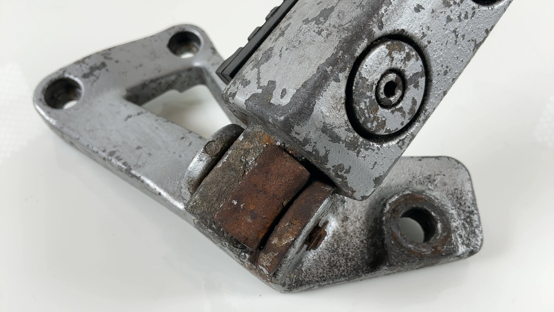 Kawasaki Concours ZG1000A 1000cc Rear Left Footrest Bracket 1986-2006 35011-1293 - Image 6