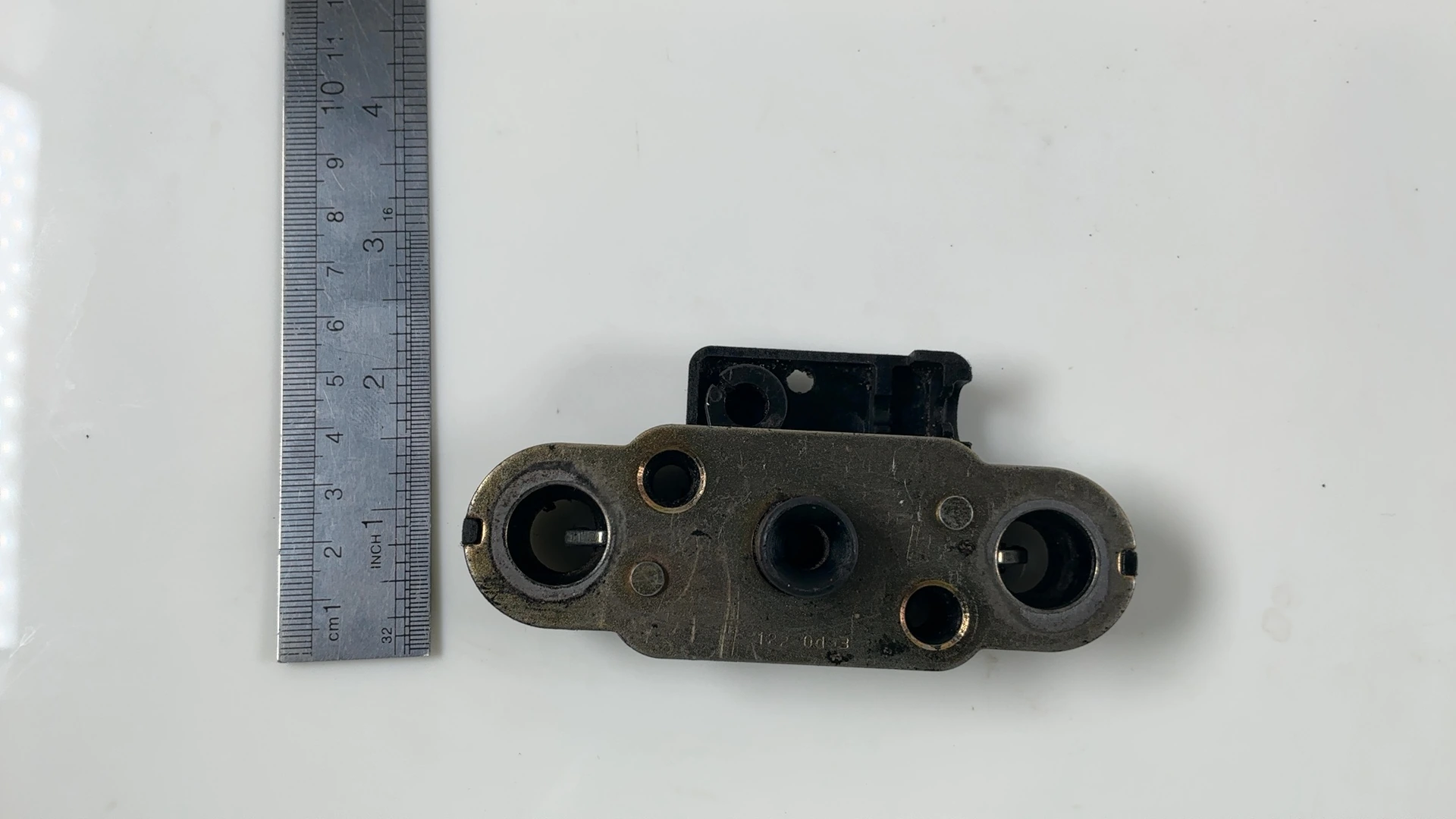 Suzuki Katana GSX750F 750cc Rear Seat Latch Mount 1997 1998 OEM 45220-47H00 - Image 4