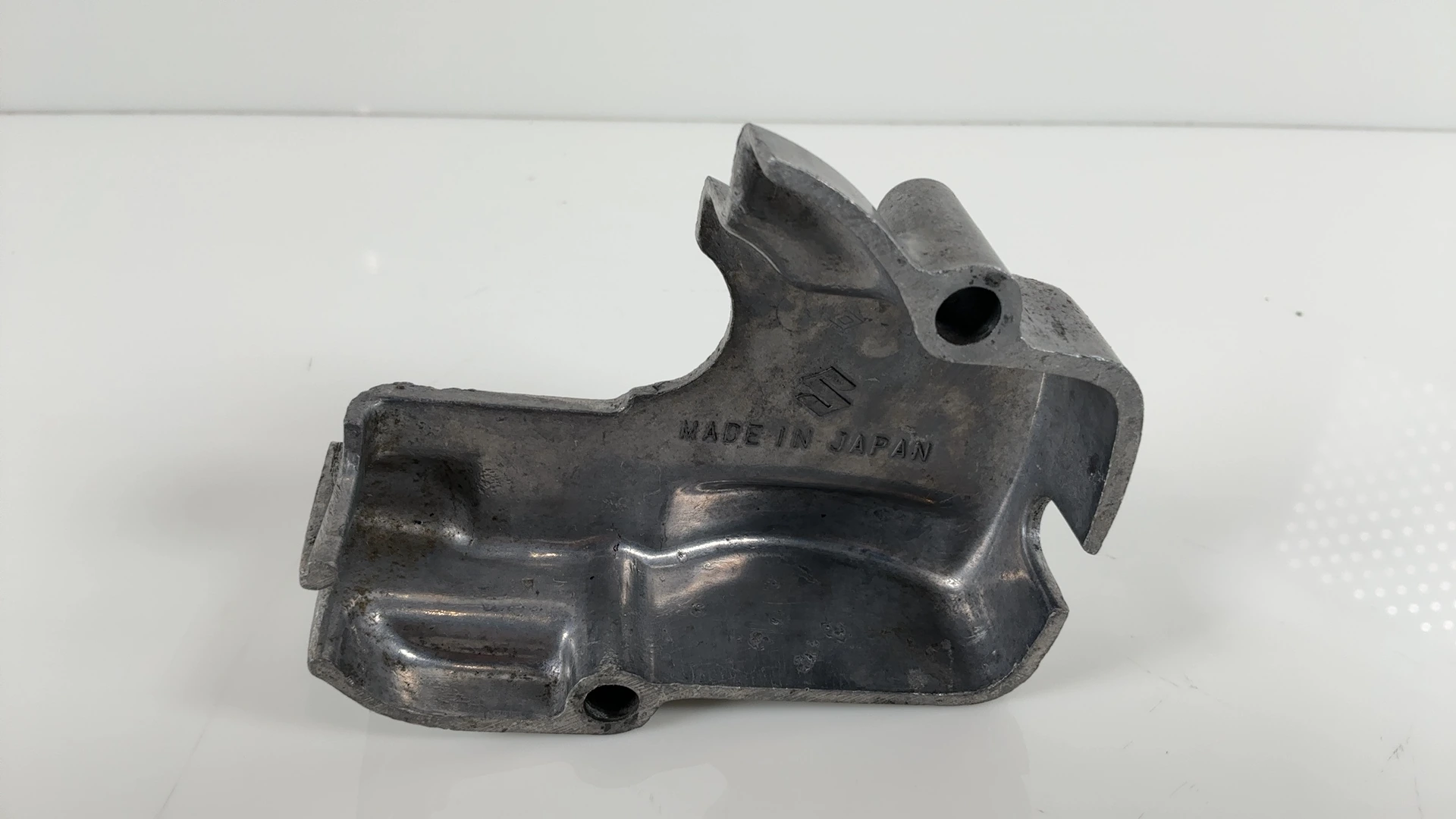 Suzuki T500 GT500 500cc Engine Oil Pump Cover 1968-1977 OEM 11411-15000 - Image 7