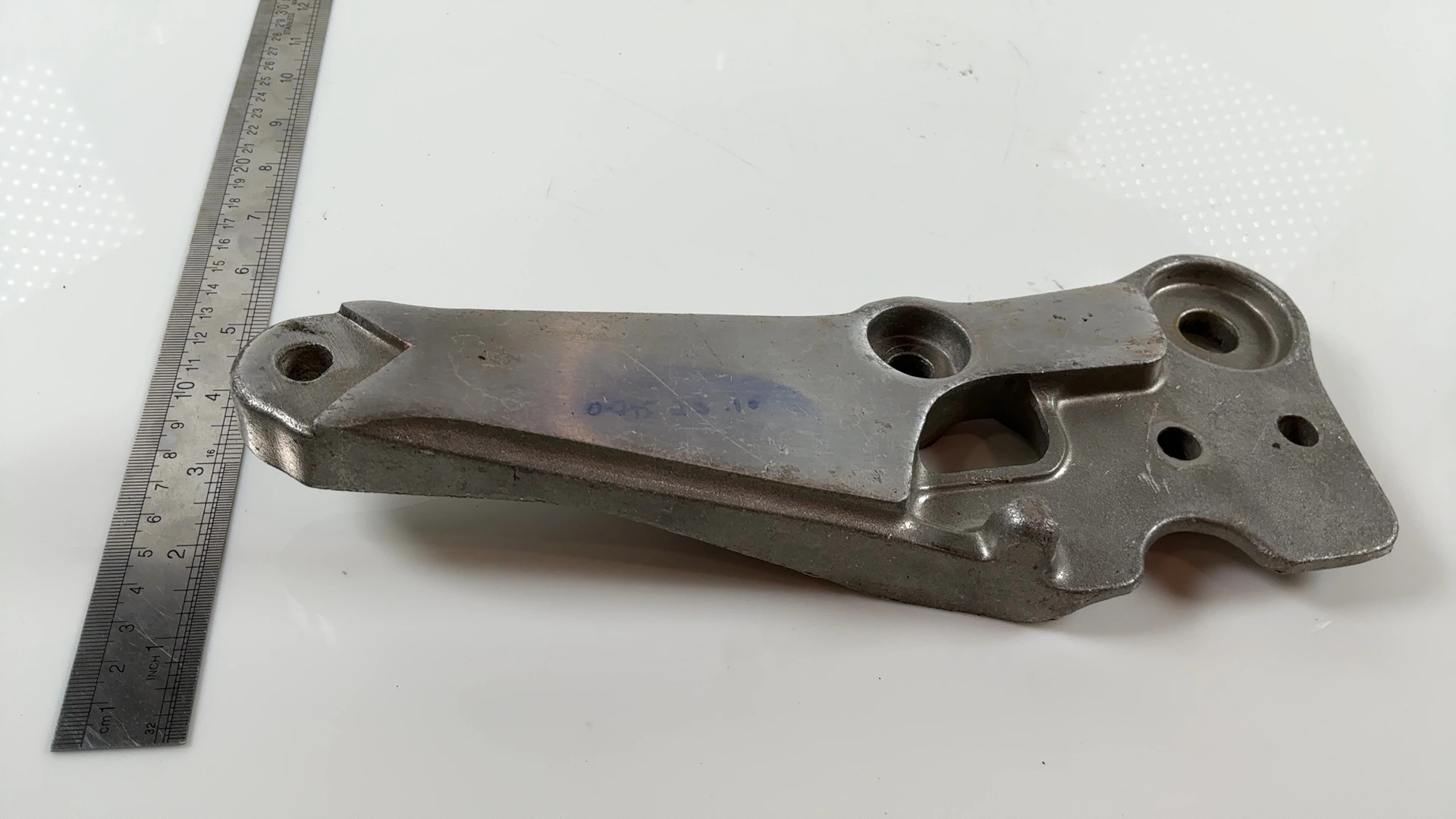 Suzuki GSX750E GS750E 750cc Right Footrest Bracket 1980 1981 OEM 43510-45400 - Image 4