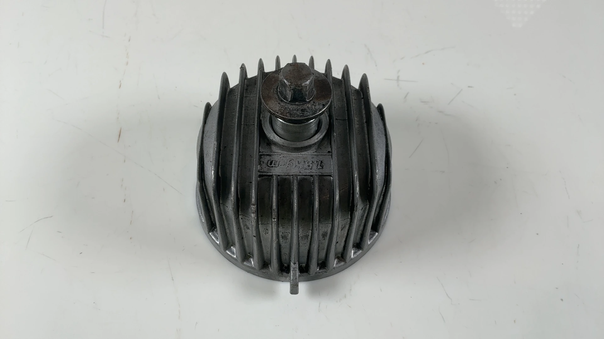 Yamaha FZR400 1WG 400cc Oil Filter Cover 1988-1990 OEM 4H7-13447-00-00