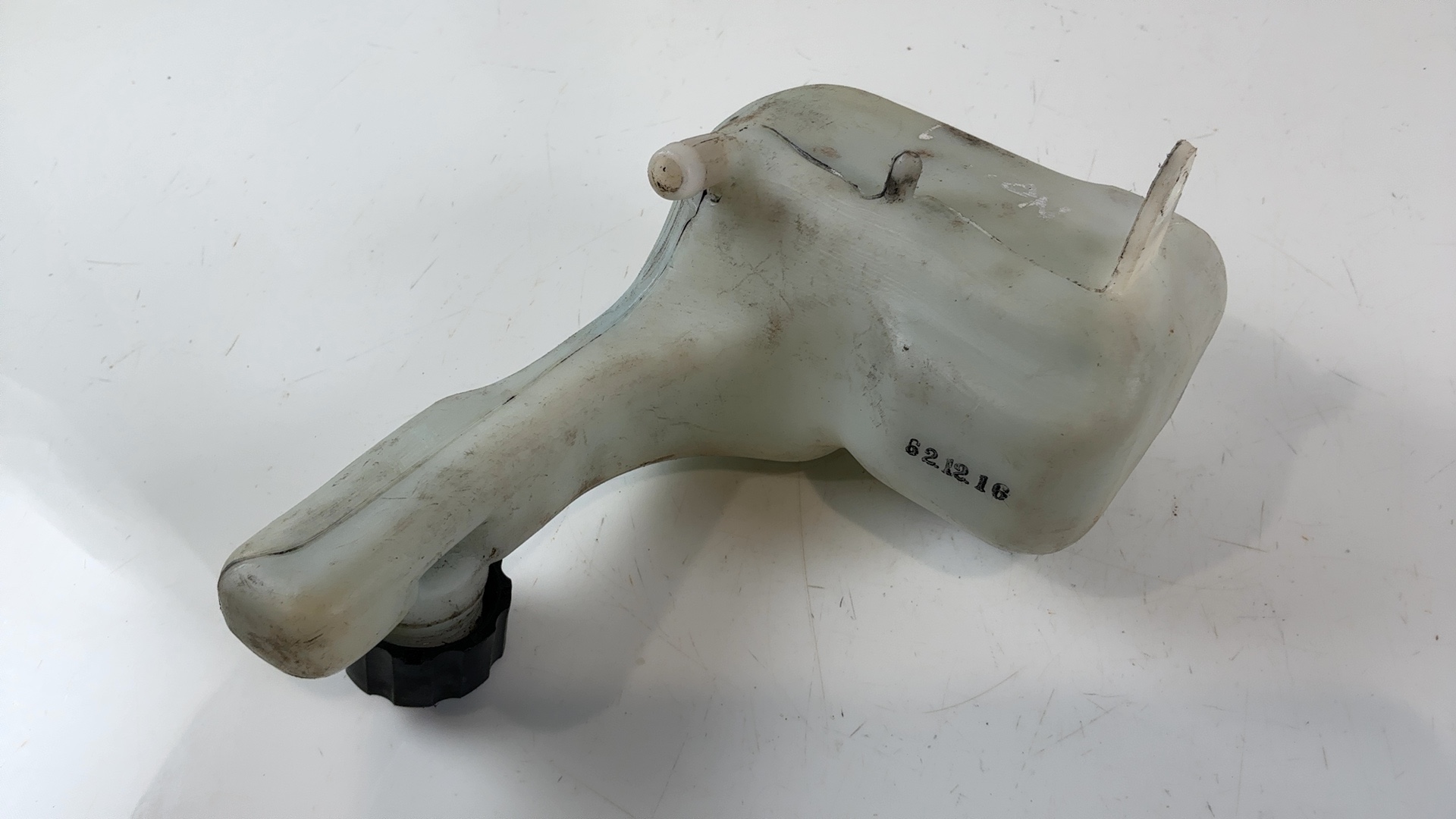 Honda Vision NE50 50cc Engine Oil Tank 1985-1994 OEM 55100-GN5-910 - Image 5