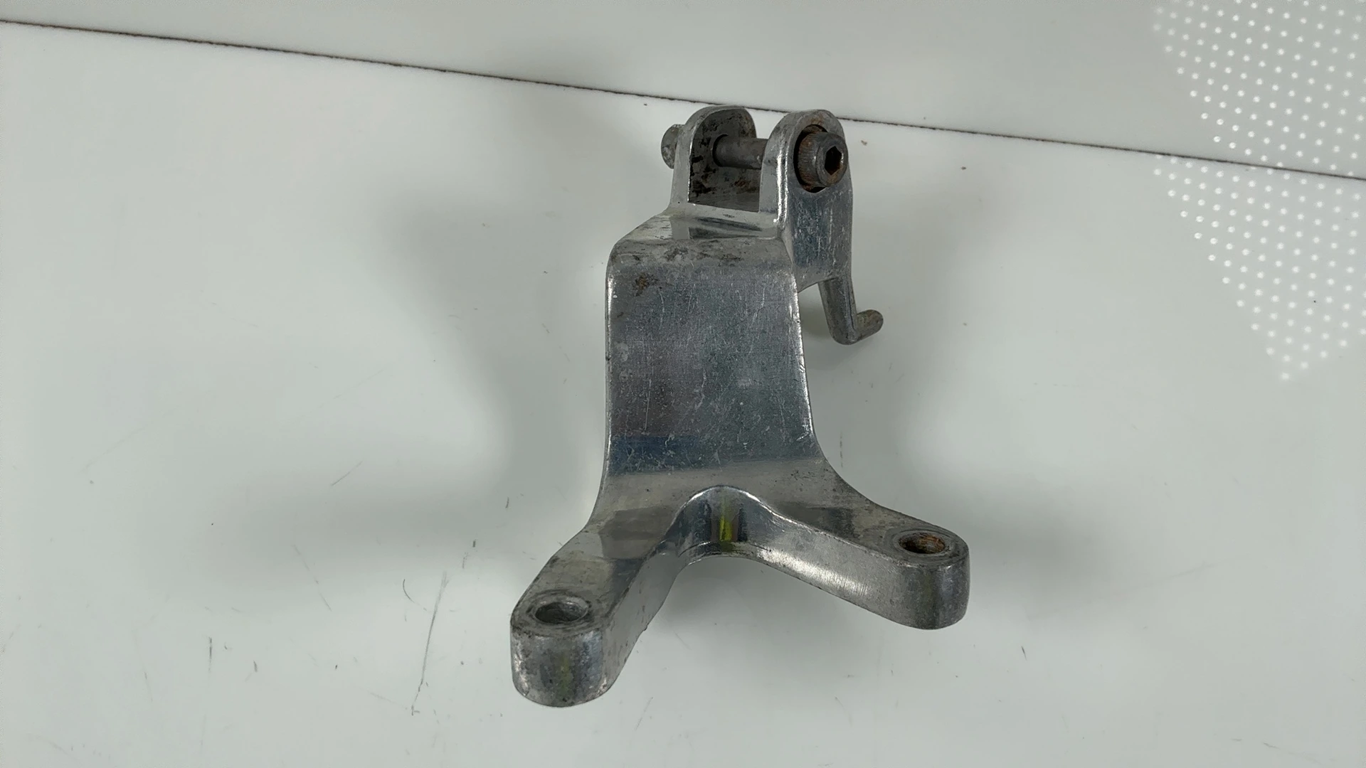 Yamaha YZF1000R Thunderace Left Passenger Footrest Bracket 1996-05 4SV-2741L-00