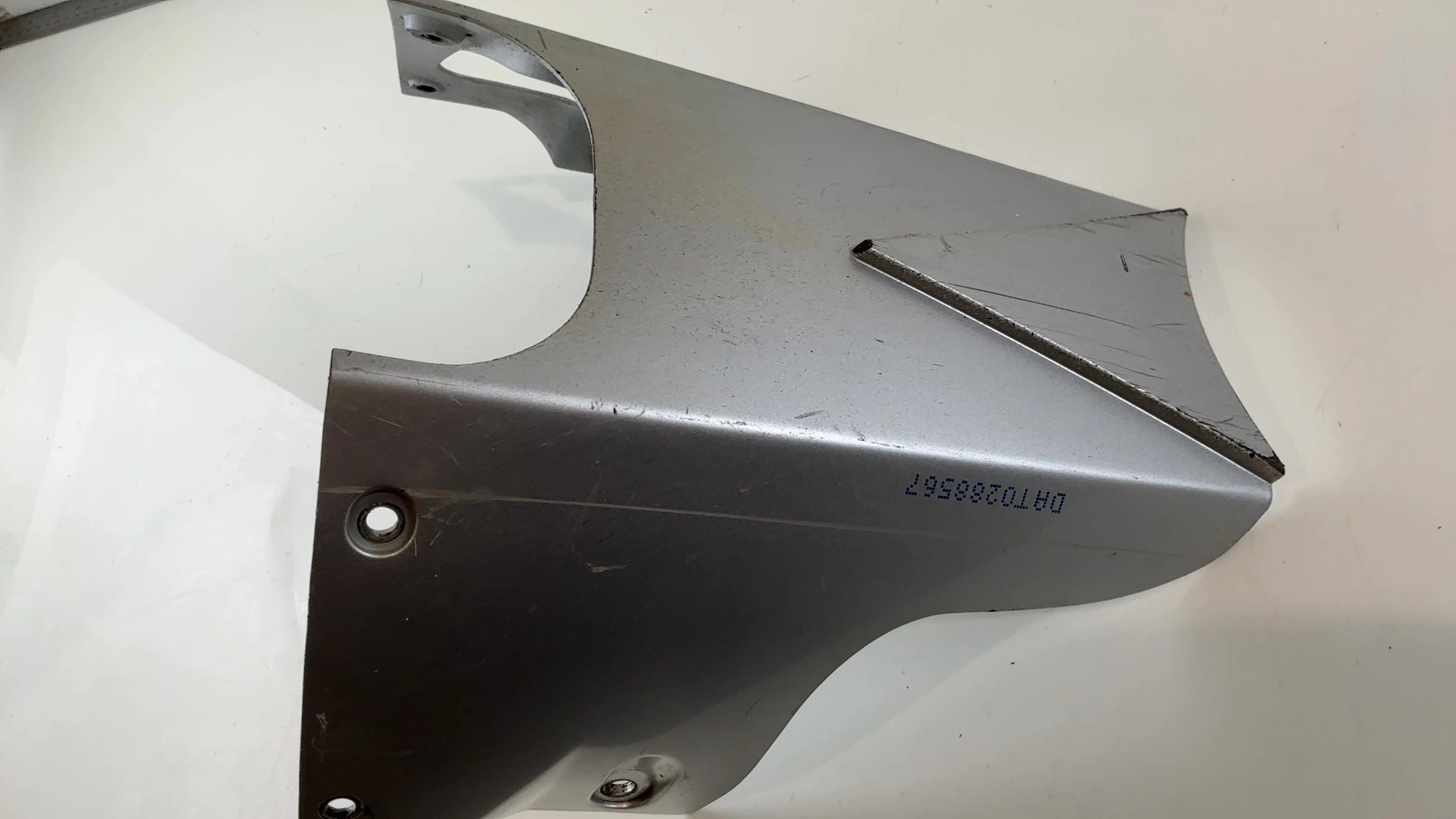 Suzuki GSX-R600 SRAD 600CC Lower Belly Rear Cowl Fairing 1996-99 OEM 94661-33E0 - Image 8