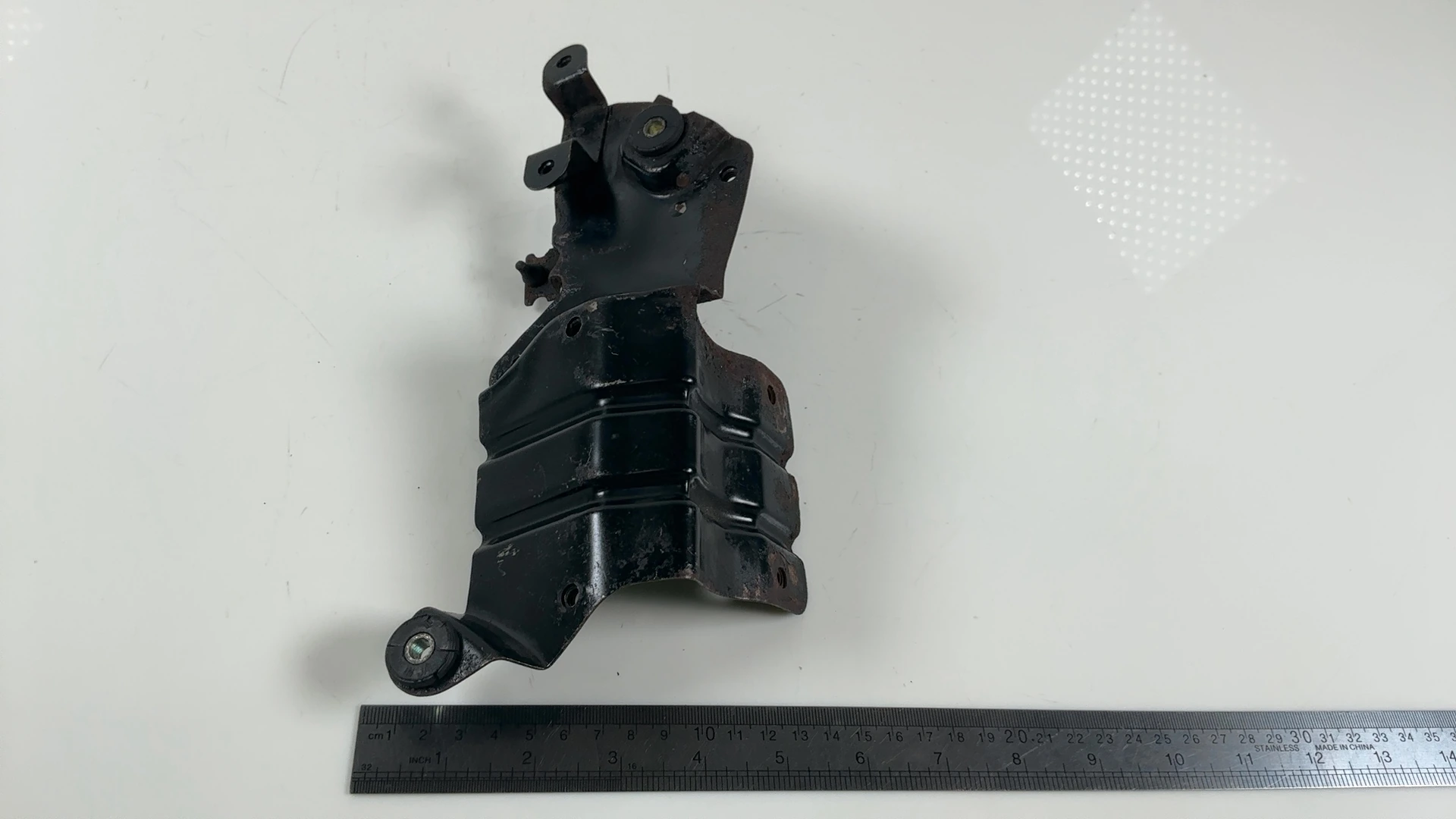 Suzuki GS700E GS700 700cc Electrical Panel Bracket 1984 1985 OEM 47410-31300 - Image 5
