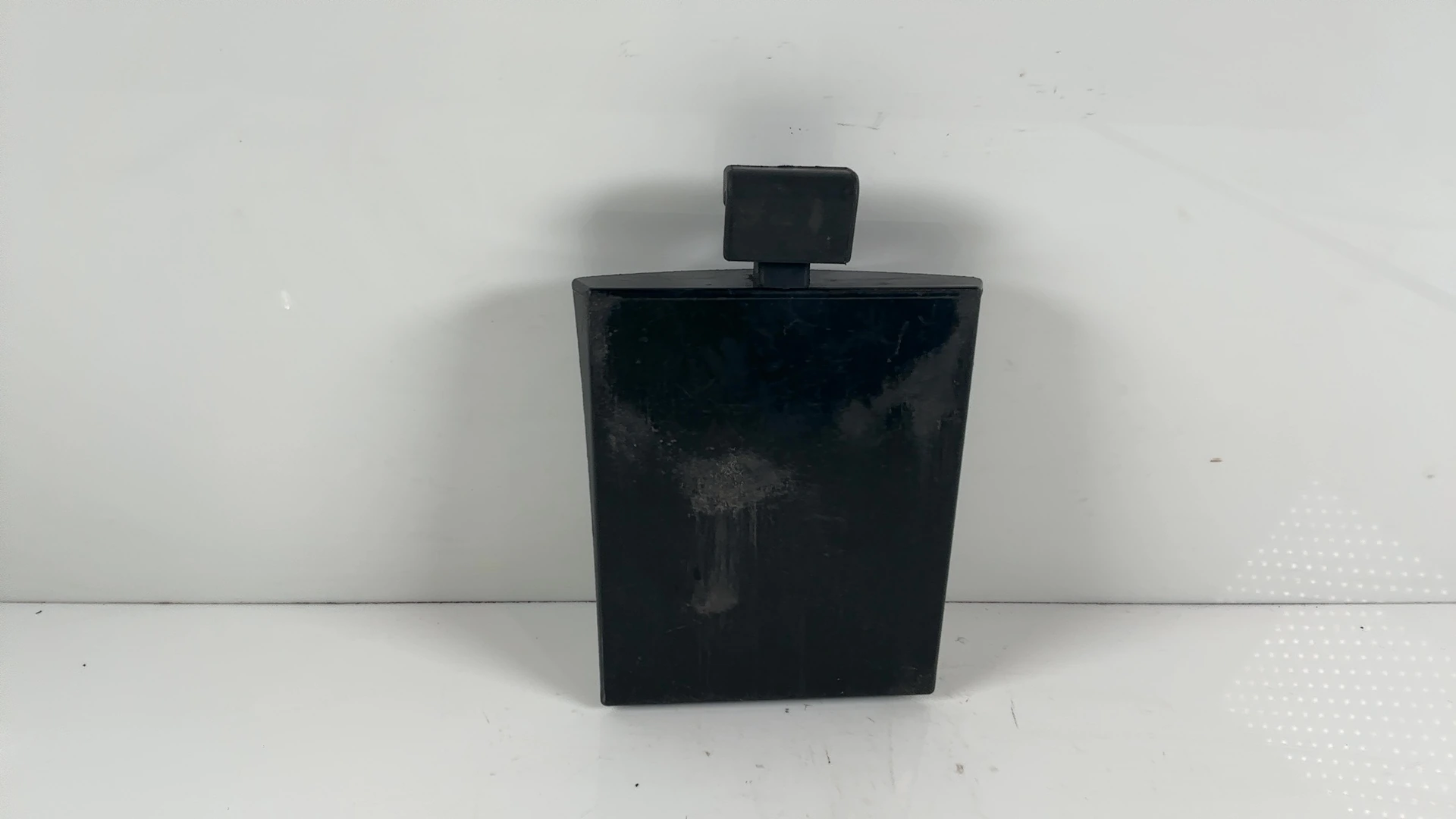 Kawasaki Z1 Z2 KZ900 900 Tool Tray Holder 1973-1975 OEM 32099-010 - Image 2