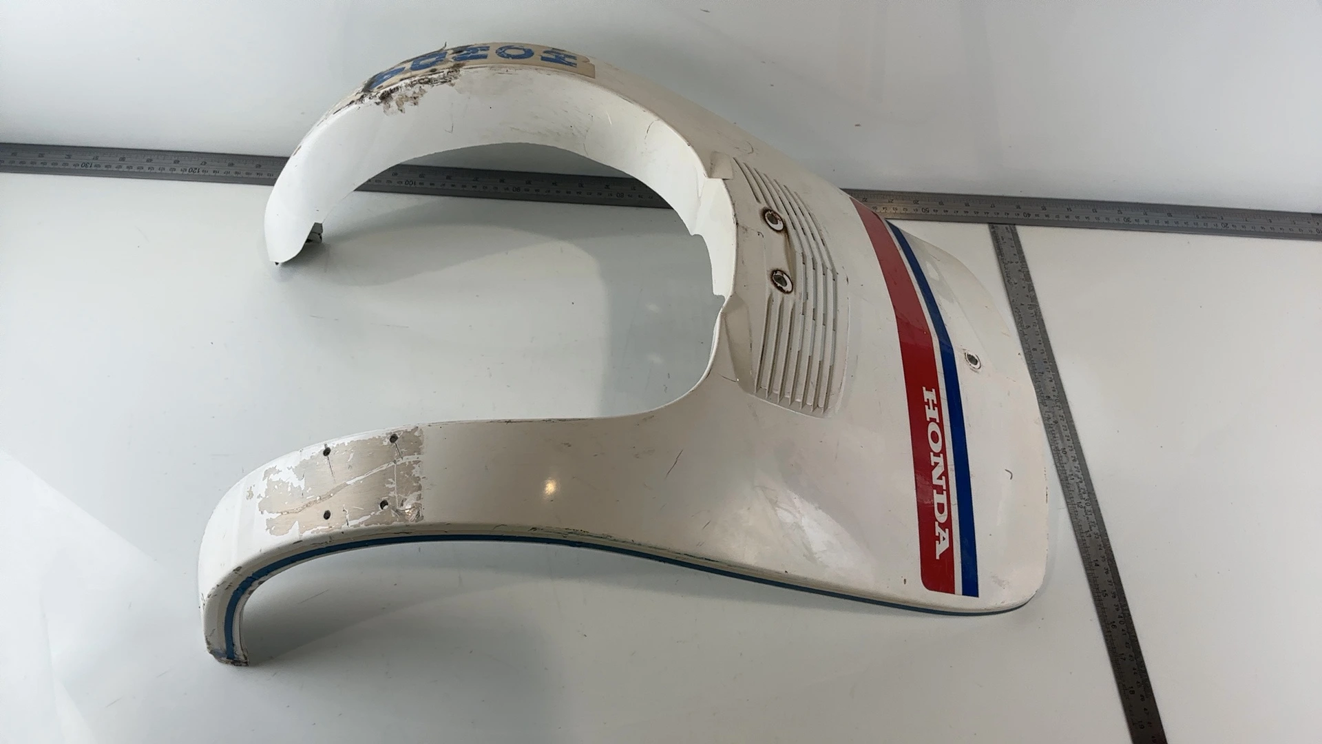 Honda Lead Aero NH125 125 CC Front Fairing Cowl 1983-1984 OEM 64301-GC8-000 - Image 3