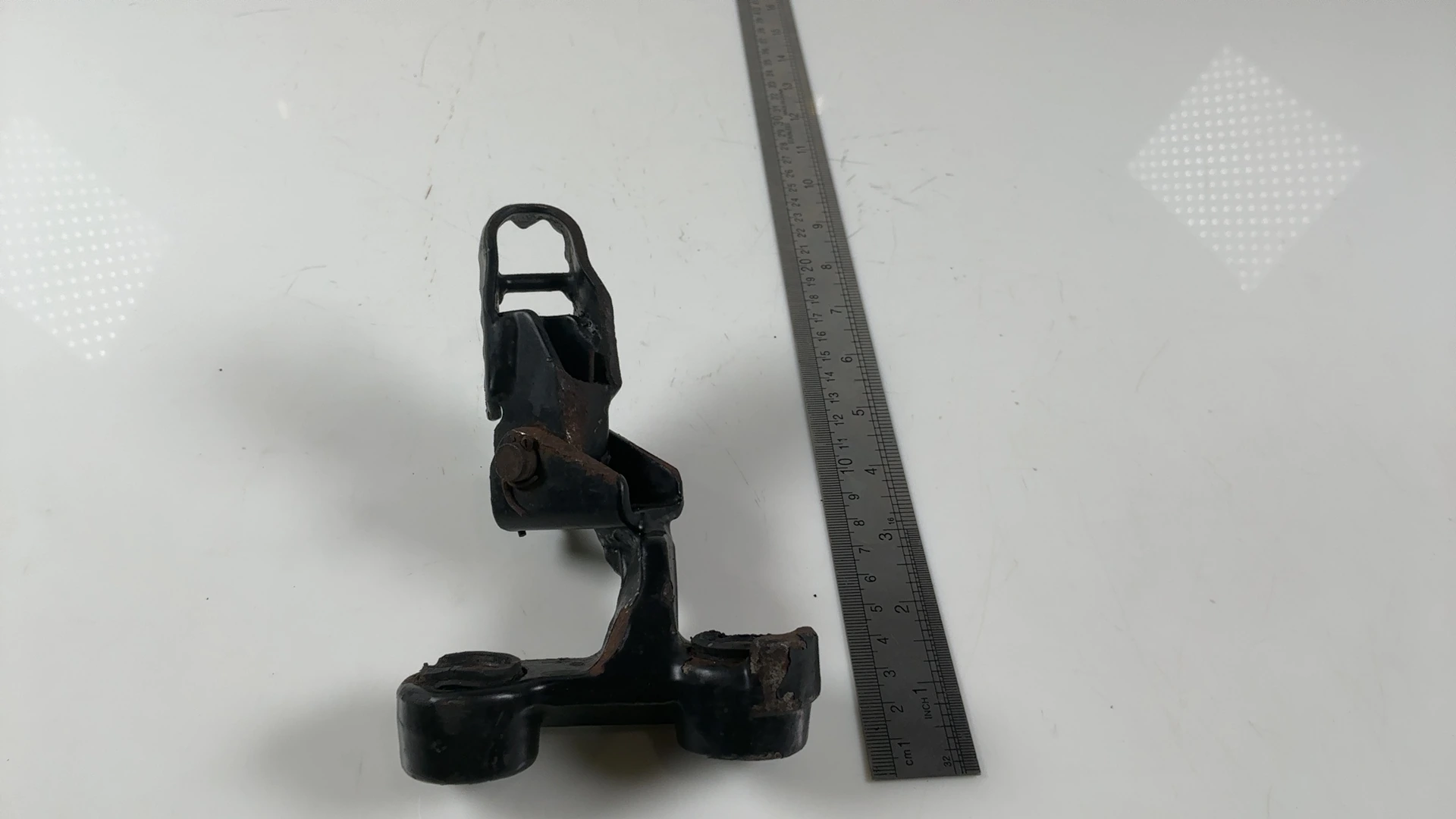 Suzuki DR350 DR350SE DR250 Front Footrest Bracket 1990-1999 OEM 43510-15D00-019 - Image 3
