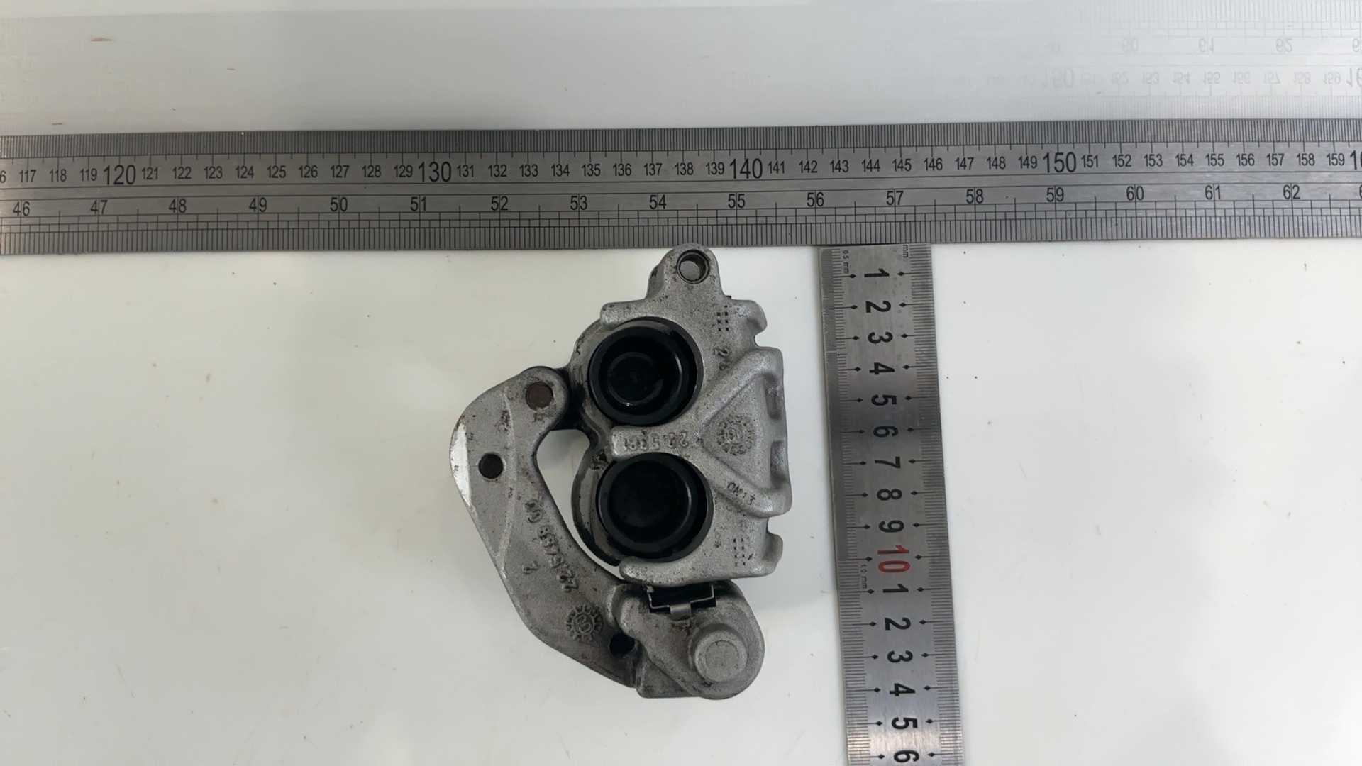 Aprilia Pegaso 650 PF2x28 650cc Front Brake Caliper 1997-2001 OEM AP8113557 - Image 3