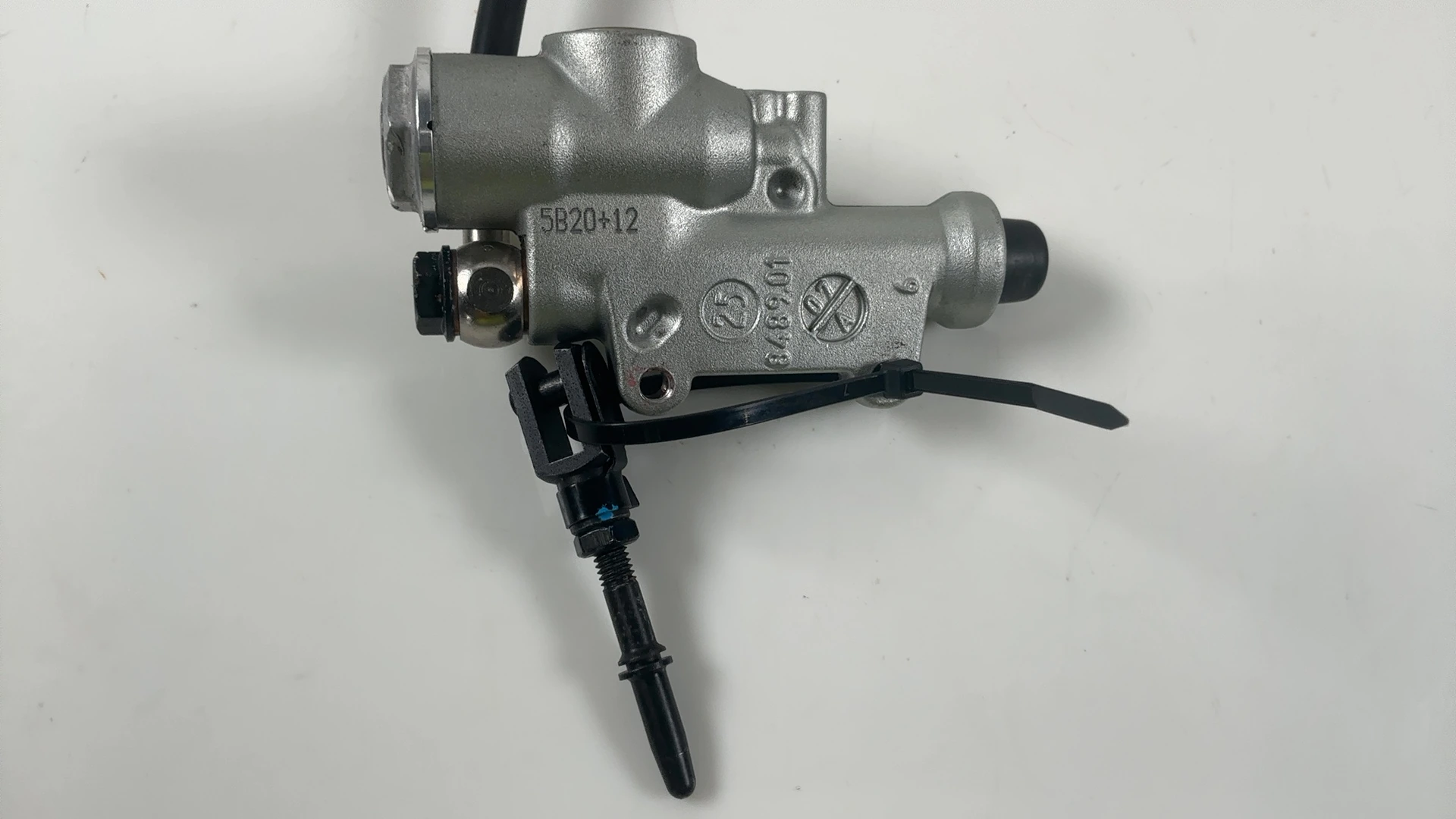 Aprilia RSV4 Tuono V4 Factory 1100 Rear Brake Master Cylinder 2015-2026 B044586 - Image 6