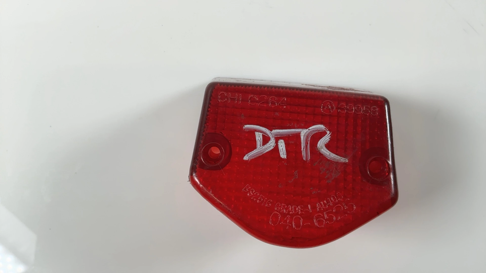 Yamaha DT125LC Mk1 125cc Tail Light Lens 1982-1984 OEM 10V-84521-00
