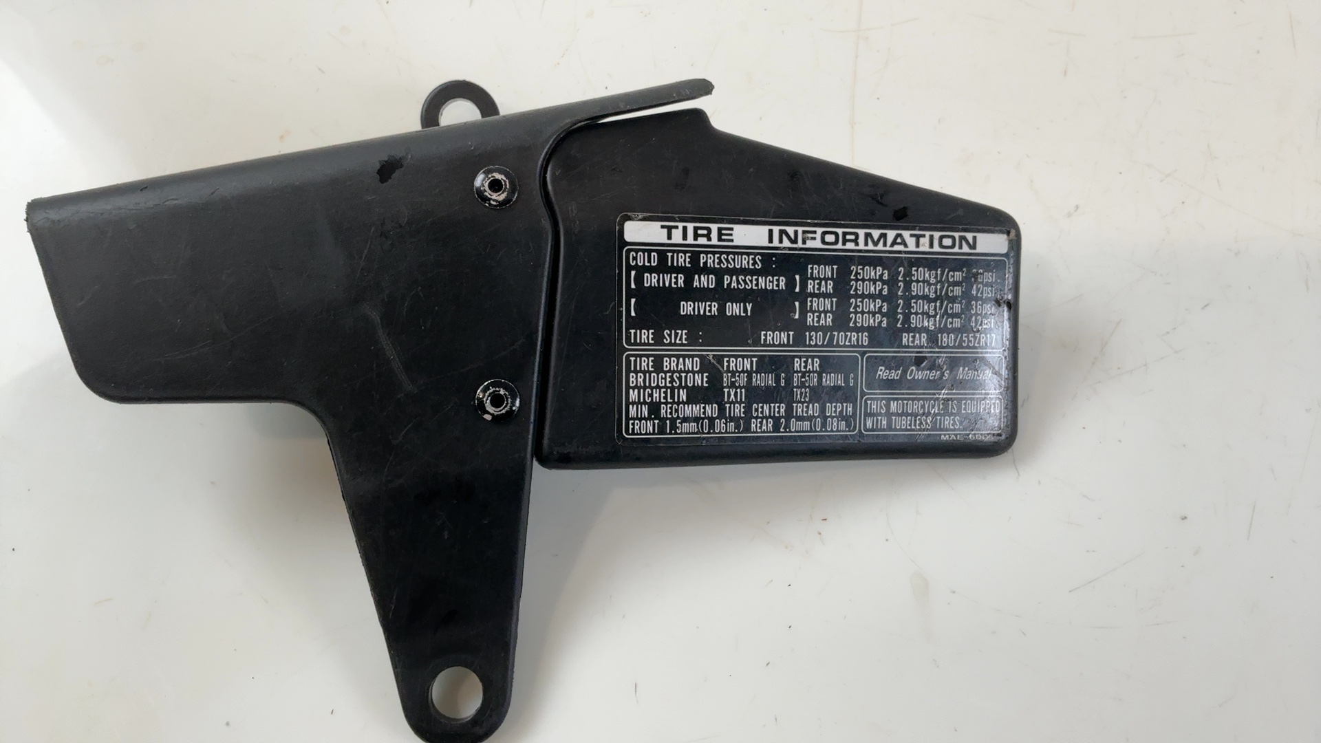 Honda CBR900RR SC28 900cc Chain Guard 1992-1999 OEM 40520-MW0-000 - Image 5