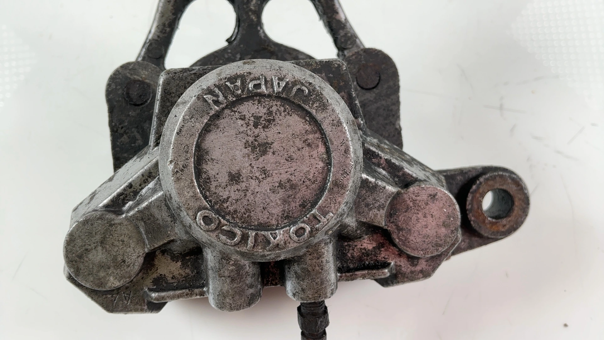 Suzuki Katana GSX750F 750 Rear Brake Caliper 1989-1990 OEM 69100-01D04-999 - Image 6