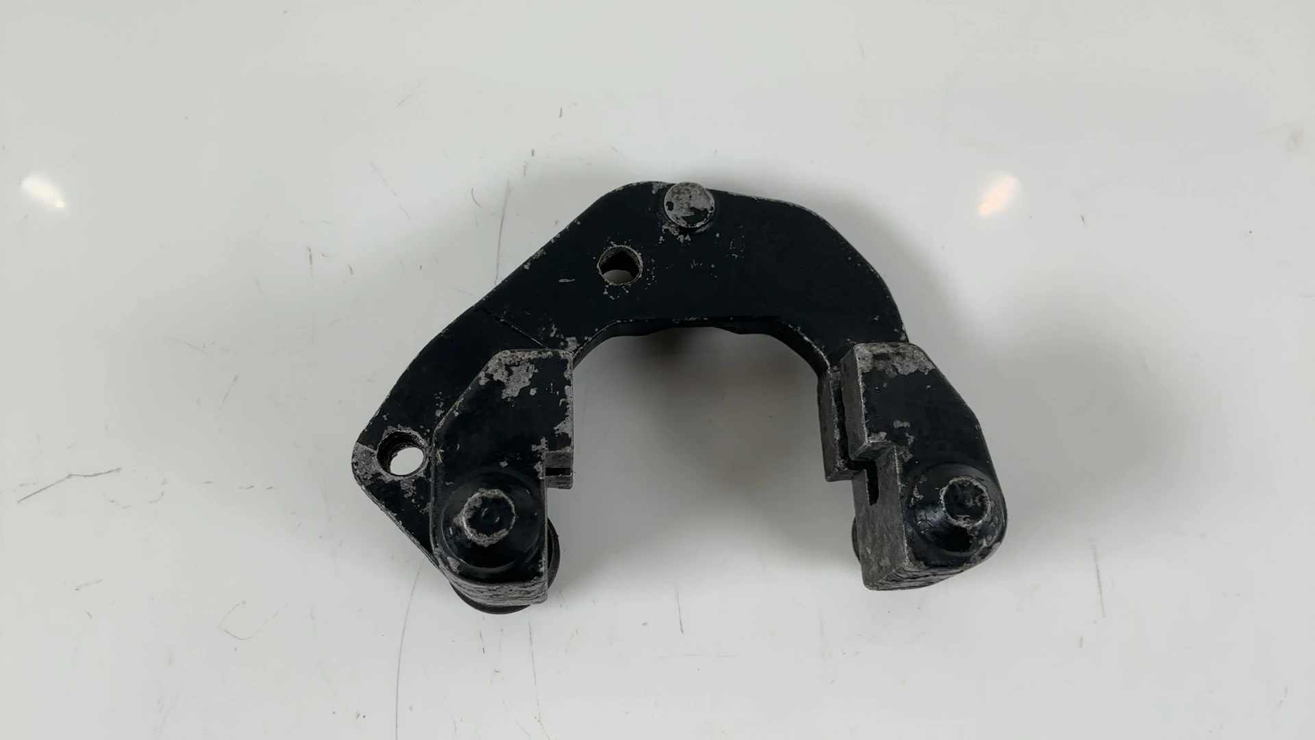 Honda CB400N Super Dream L-Front Brake Caliper Bracket 1978-1984 45110-415-611 - Image 1
