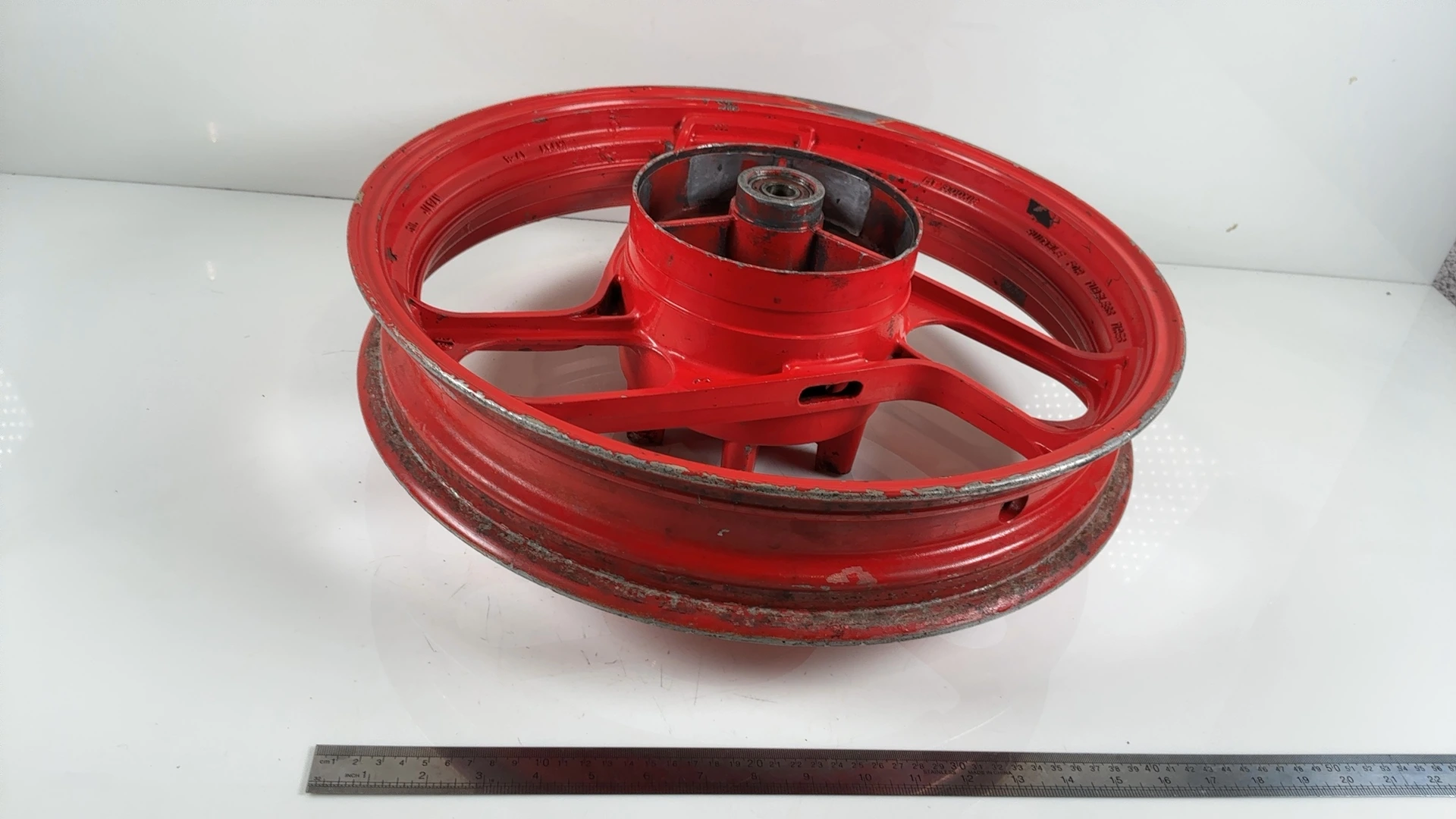 Yamaha FZ750 1FN 750CC Rear Wheel Rim 1985-1986 OEM 1AE-25338-00-6G - Image 5