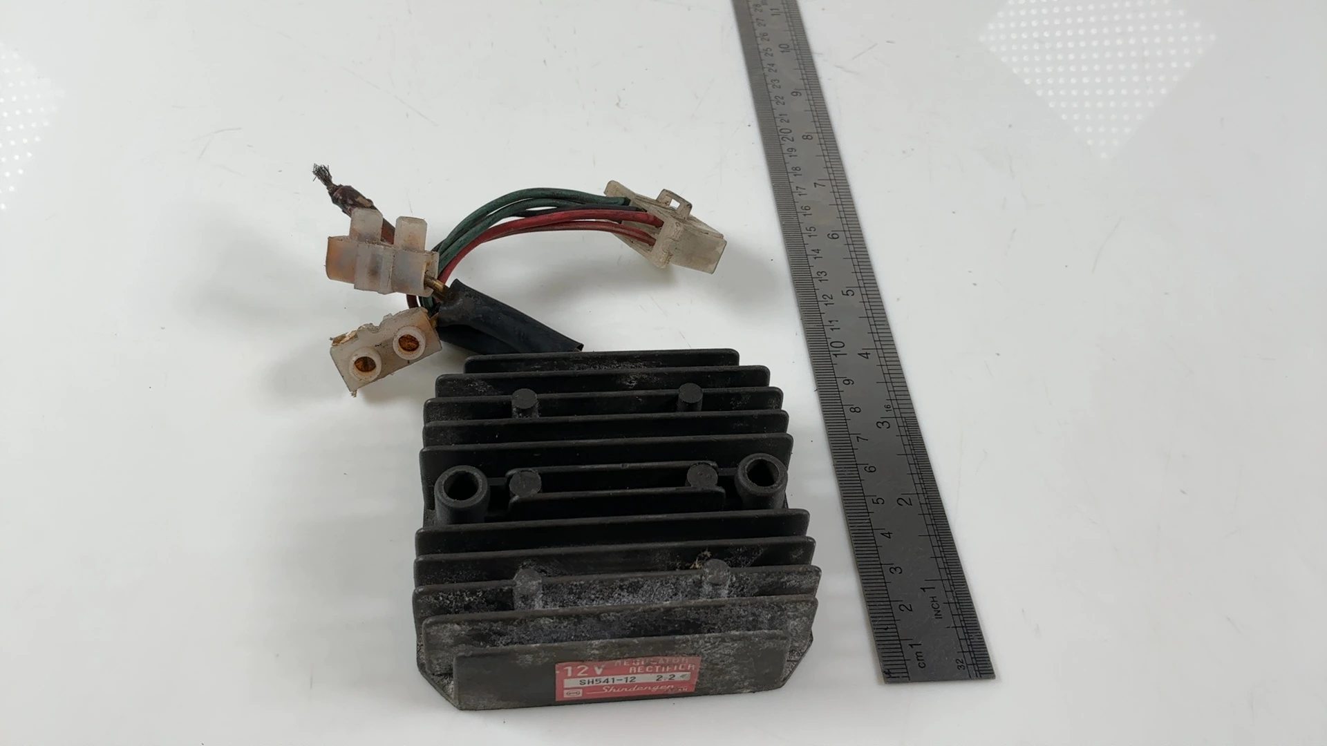 Honda Interceptor Magna VF750 VF750F Regulator Rectifier 1983-1985 31600-MB0-008 - Image 3
