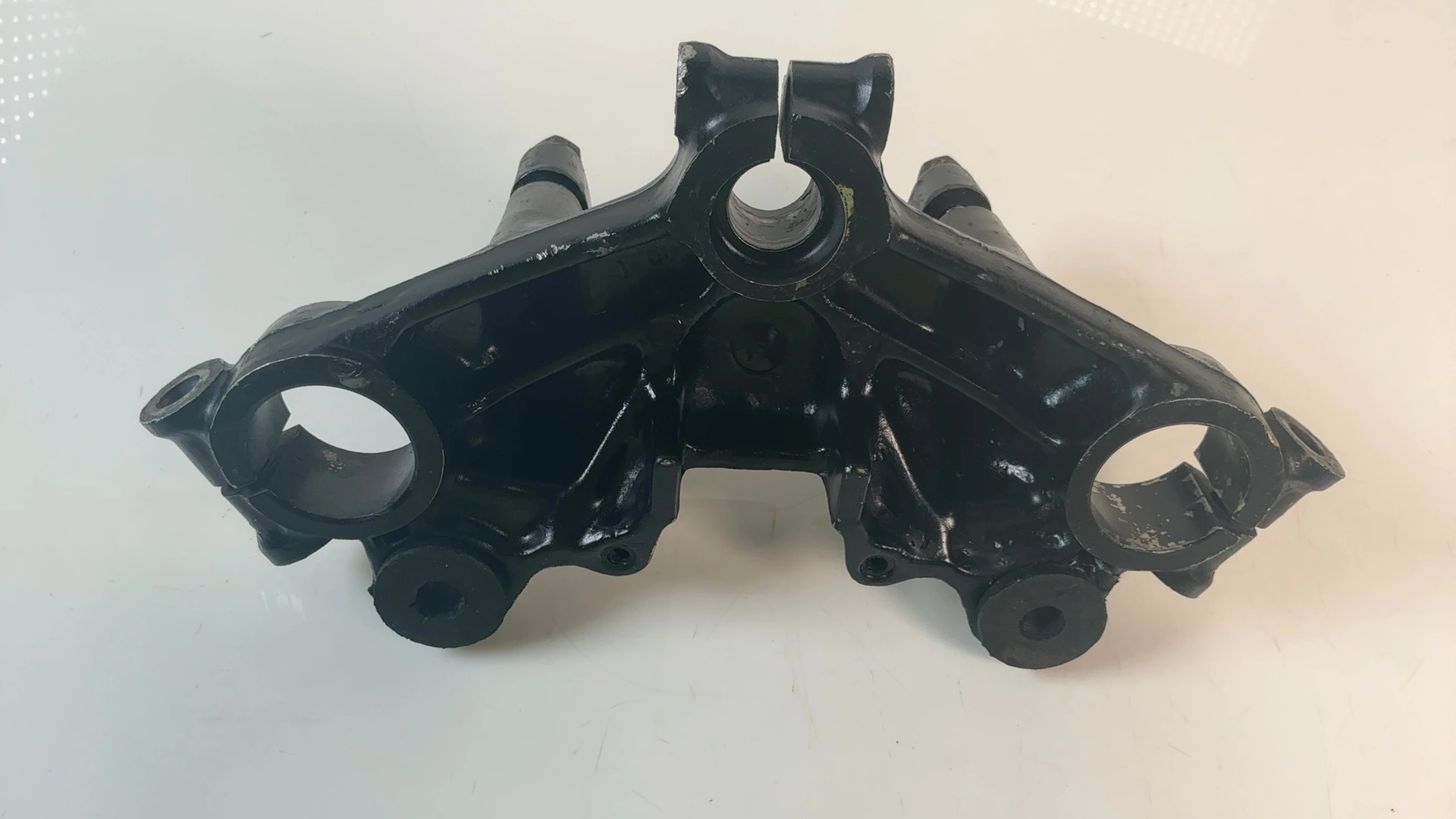 Suzuki GSX400E GK53C 400cc Upper Fork Bridge Yoke 1981-1985 OEM 51311-44100-291 - Image 2