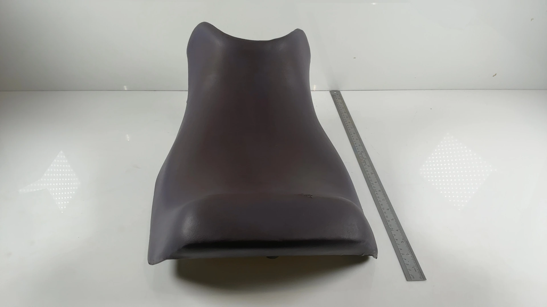 Suzuki Katana GSX600F GN72A 600cc Front Rider Seat 1988-1997 OEM 45100-19C00 - Image 3