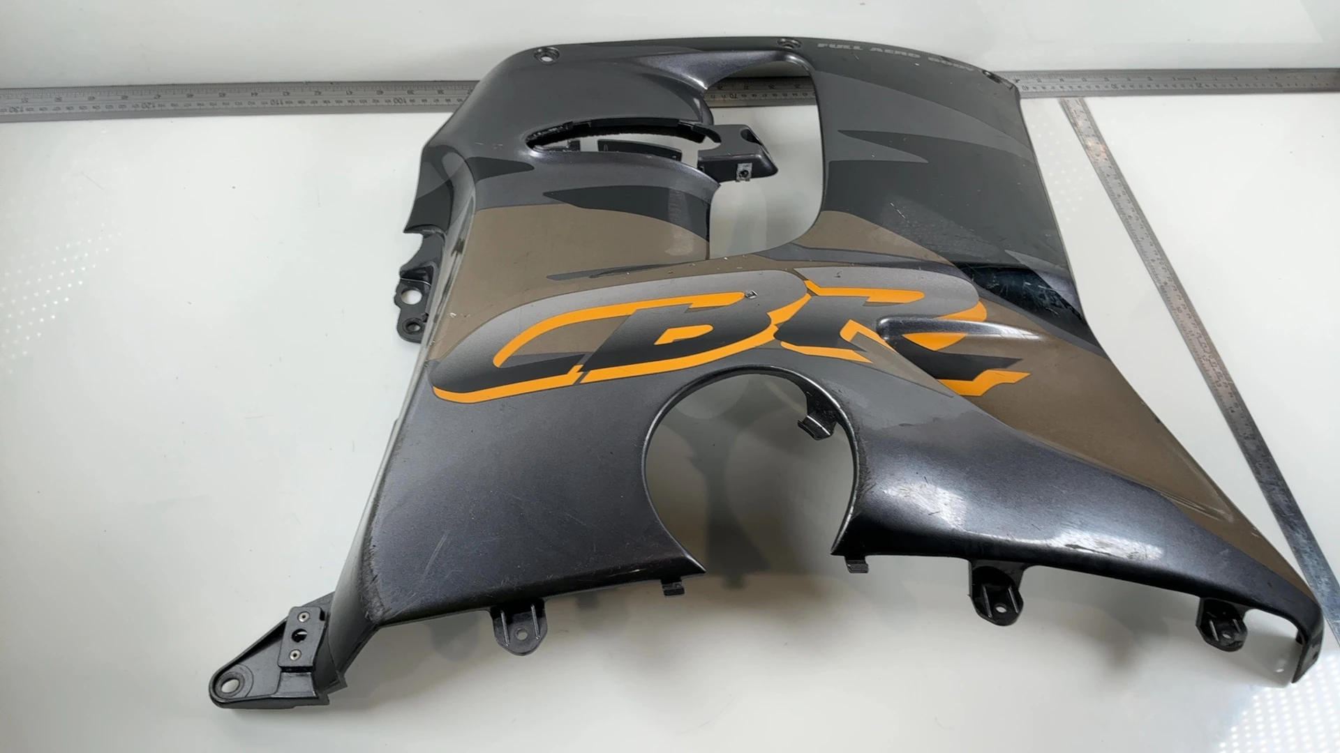 Honda CBR1000F SC24 1000cc Right Side Fairing Cowl 1993-1996 OEM 64320-MZ2A-0000 - Image 4