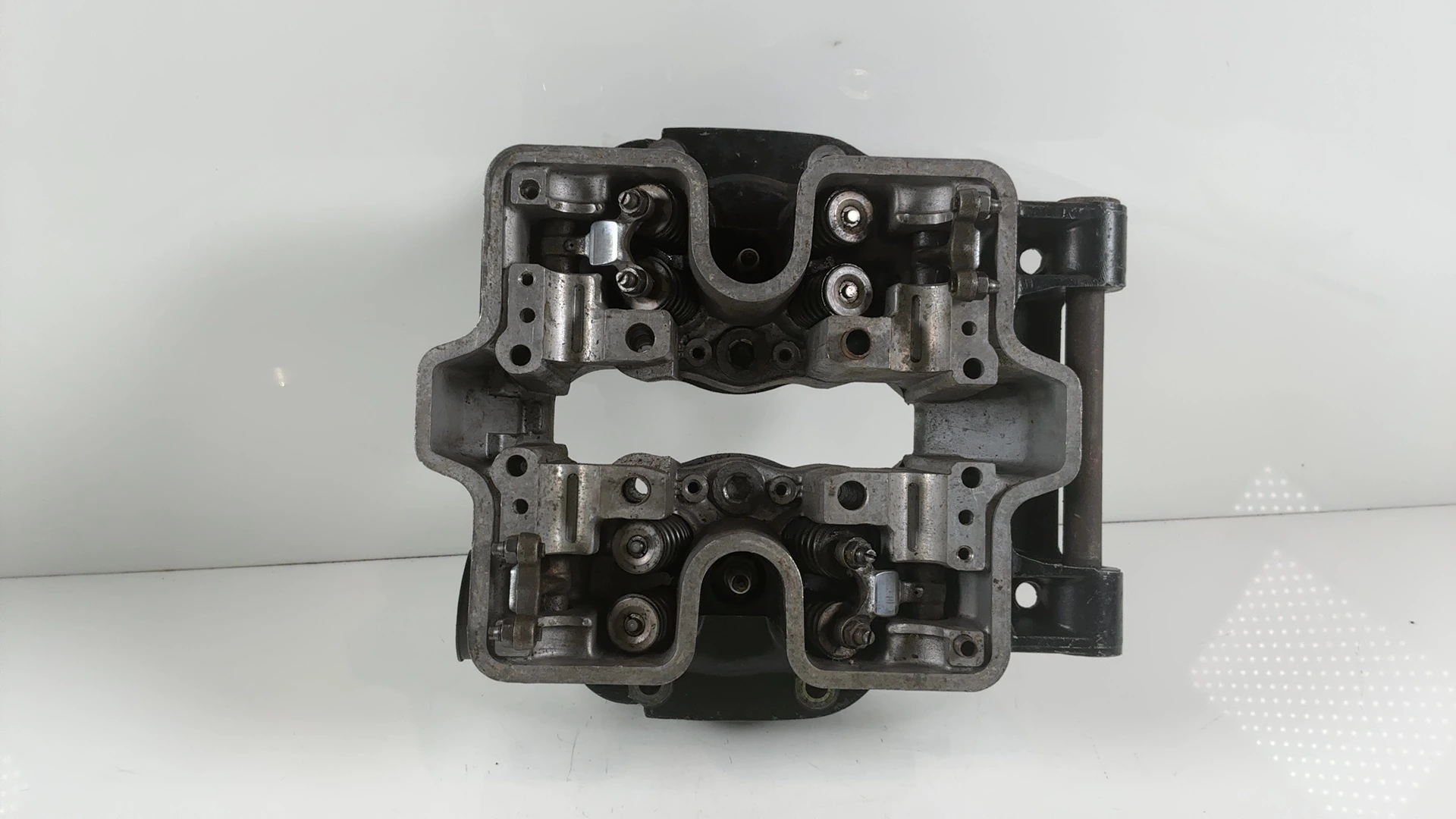 Honda V45 Magna VF750C 750cc Front Cylinder Head 1983-1985 OEM 12210-MB0-305