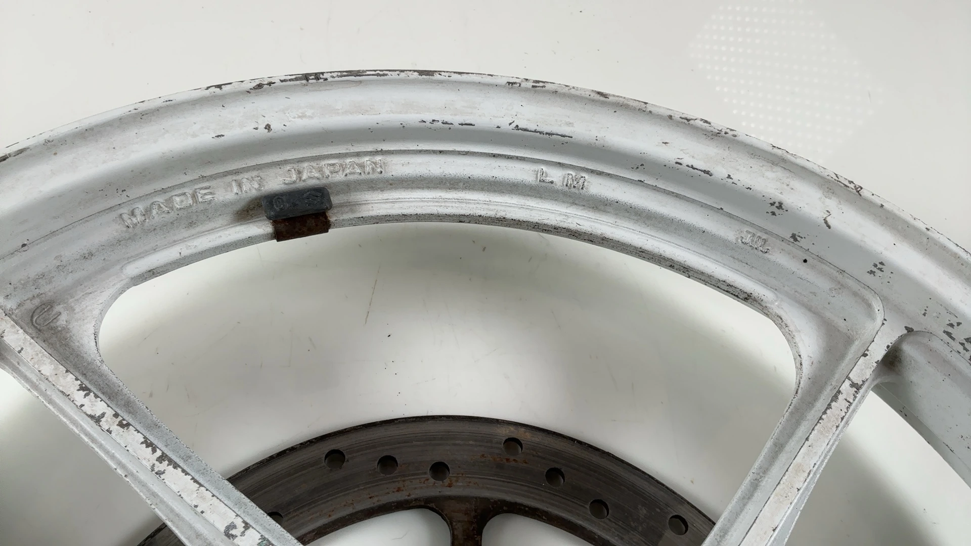 Suzuki RG125 RG80 Gamma NF12A 125cc Front Wheel Rim 1985-91 OEM 54111-36A02-28W - Image 8