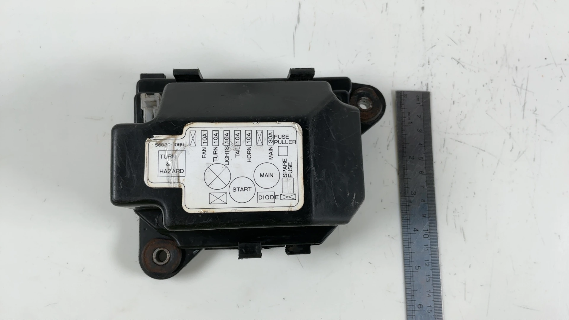 Kawasaki GPZ 1000 RX ZXT00A 1000cc Fuse Junction Box 1986 1987 OEM 56030-1066 - Image 4