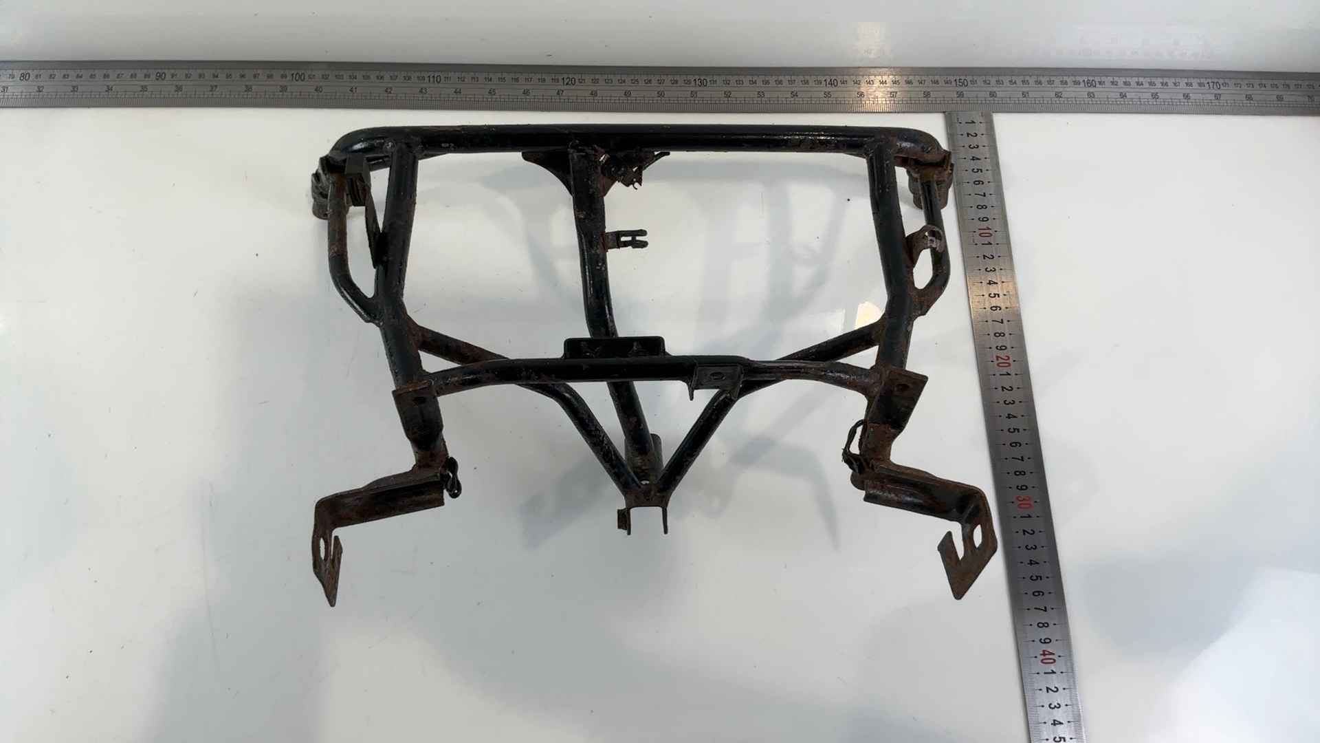 Suzuki GSXR 750 GR75A 750CC Front Fairing Bracket Subframe 1985-90 54110-17C00 - Image 3
