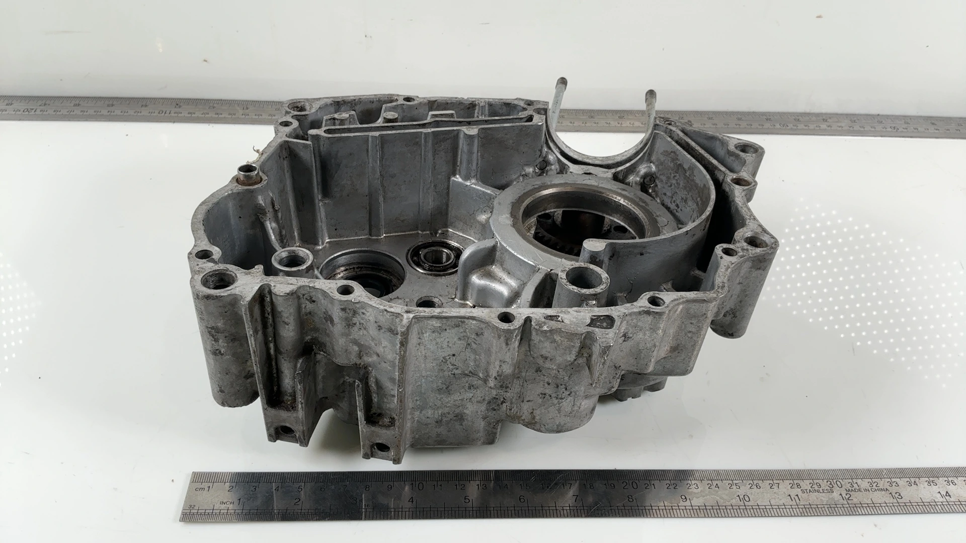 Honda CG125 CG 125 S T V 125cc Left Engine Crankcase 1993-1998 OEM 11200-440-030 - Image 5