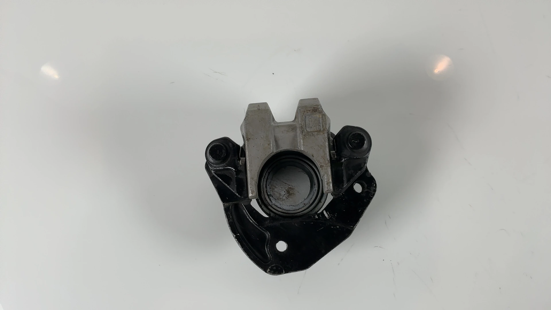 Kawasaki Police KZ1000P 1000 Front Left Brake Caliper 1991 1992 OEM 43041-1046 - Image 4